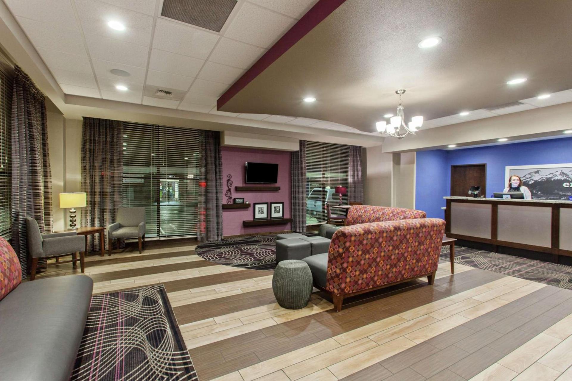 Hampton Inn Seattle/Everett Downtown photo 3