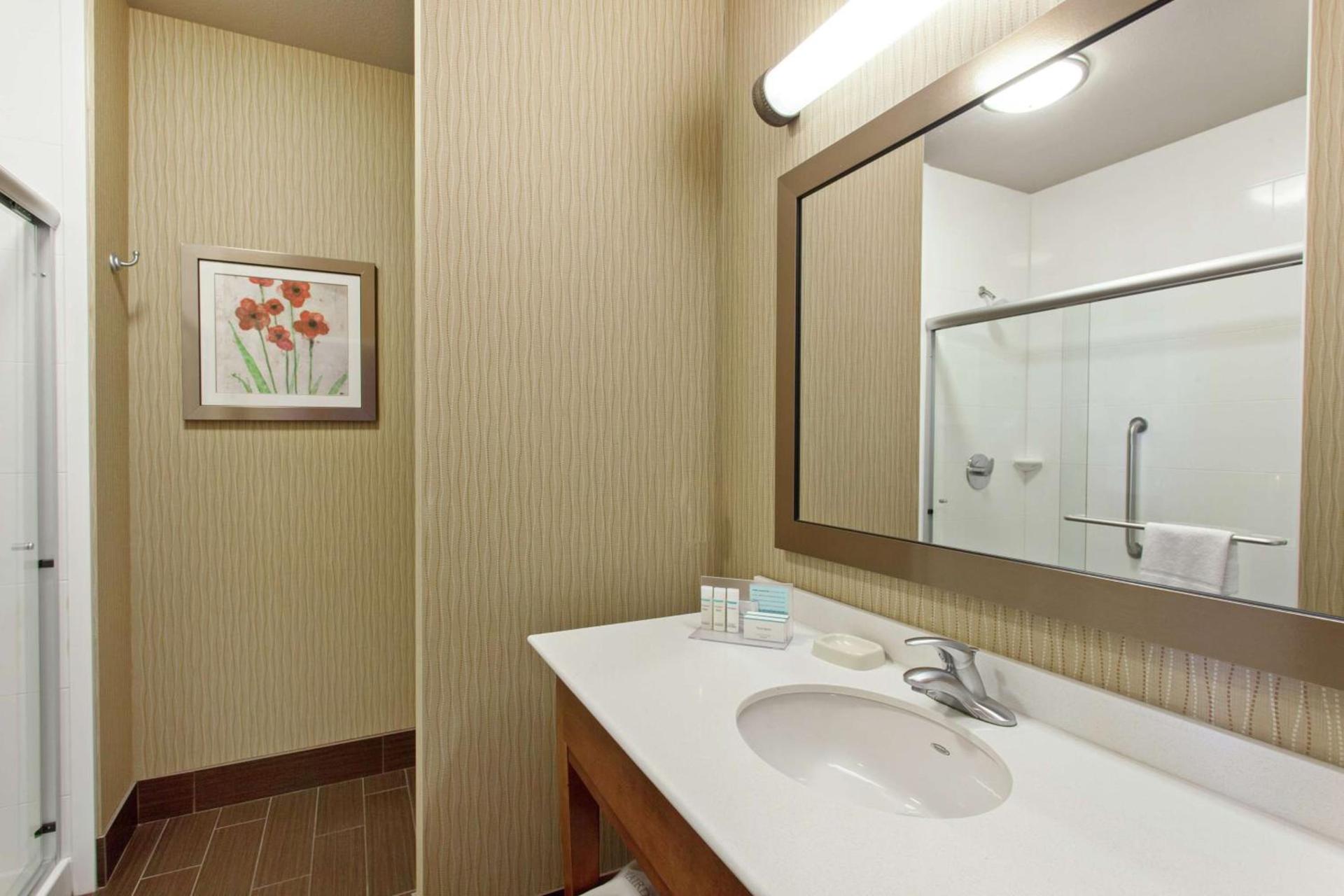 Hampton Inn Seattle/Everett Downtown photo 13