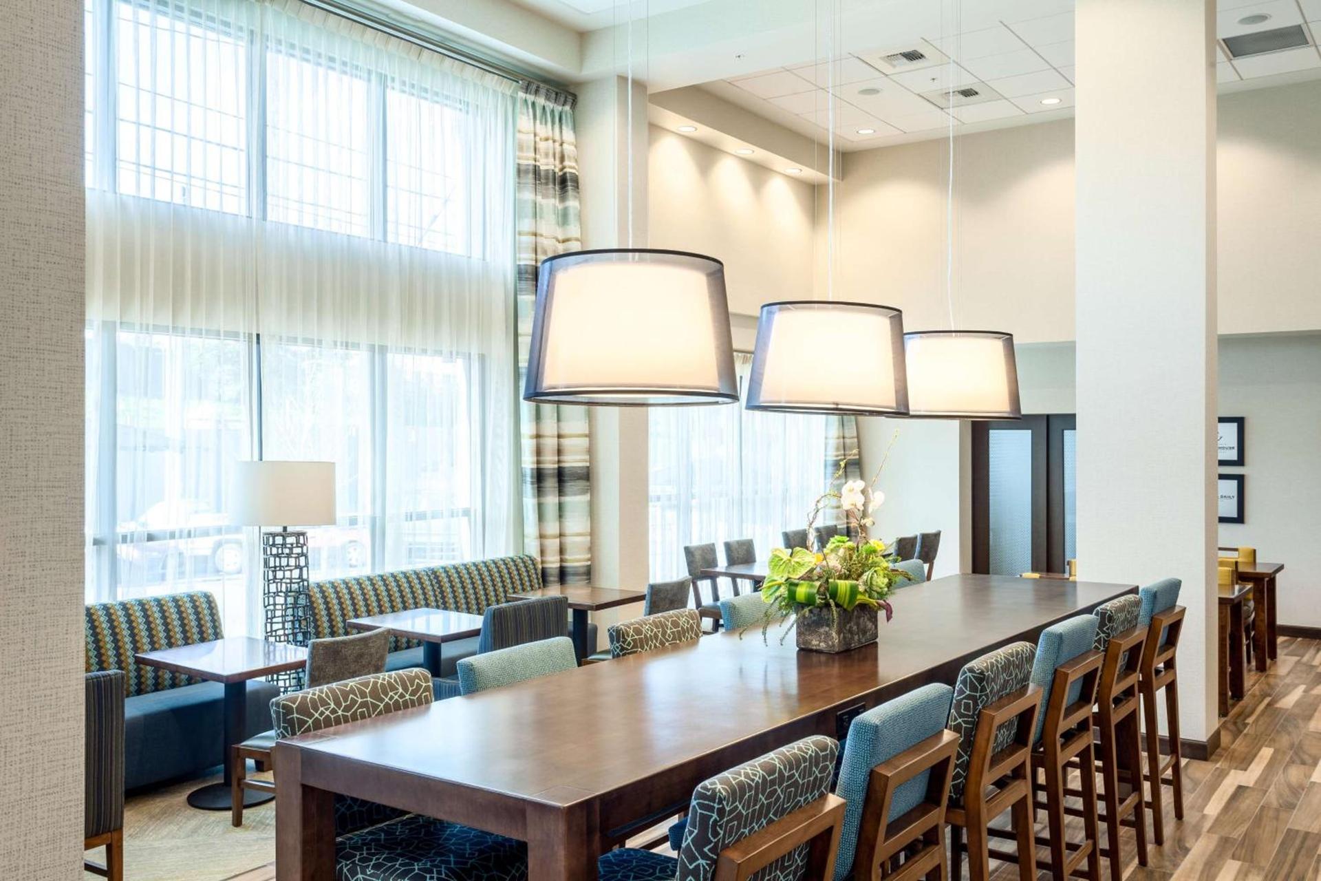 Hampton Inn & Suites by Hilton Seattle/Northgate photo 5