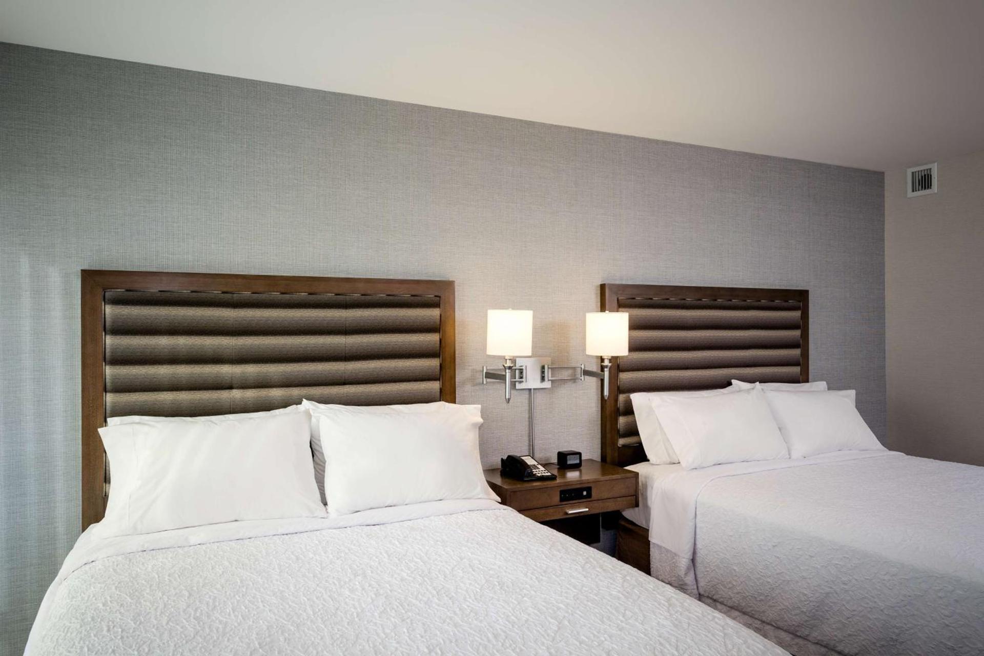Hampton Inn & Suites by Hilton Seattle/Northgate photo 17