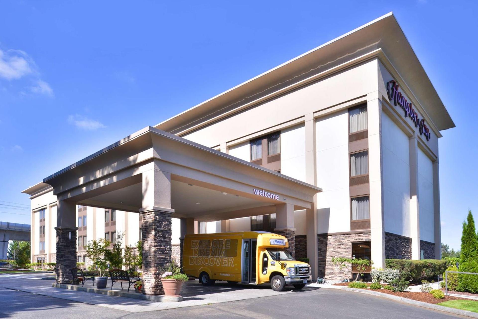 Hampton Inn Seattle Airport photo 3