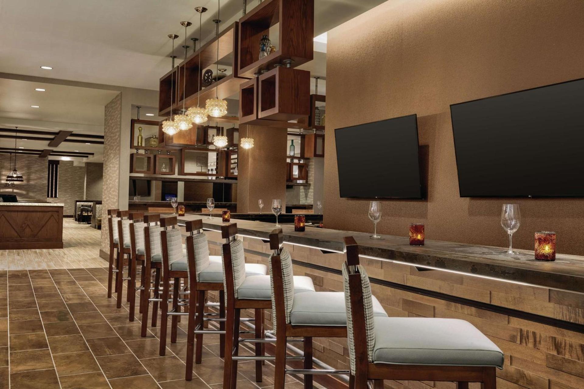 Embassy Suites By Hilton South Jordan Salt Lake City photo 47