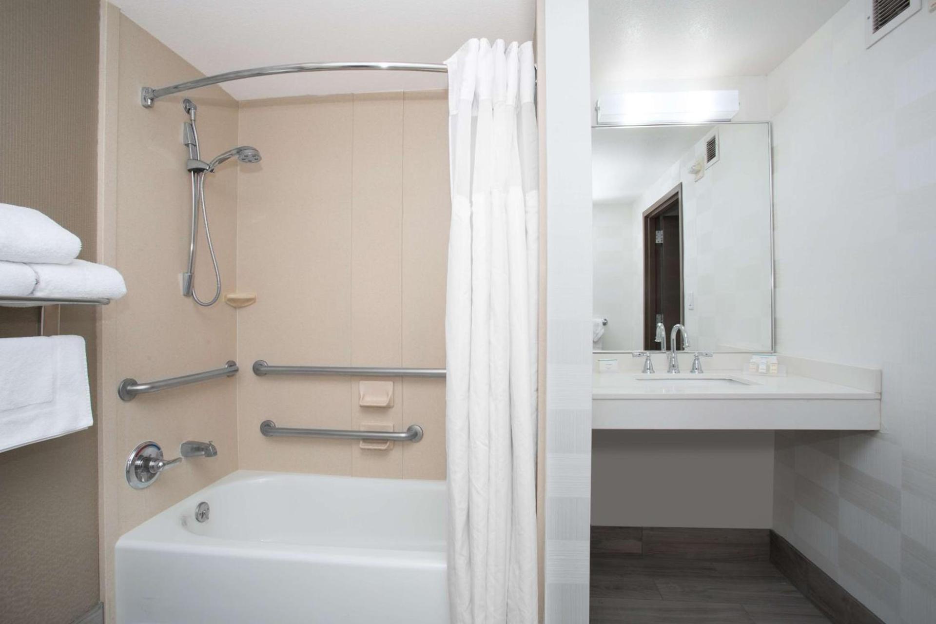 Hilton Garden Inn Salt Lake City/Layton photo 18
