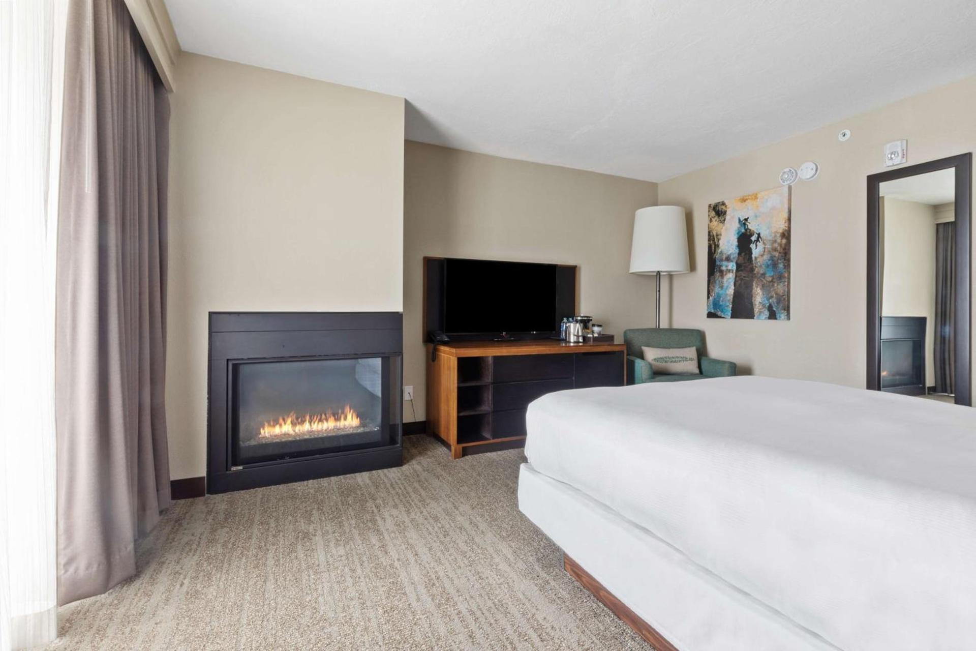 DoubleTree by Hilton Hotel Park City - The Yarrow photo 17