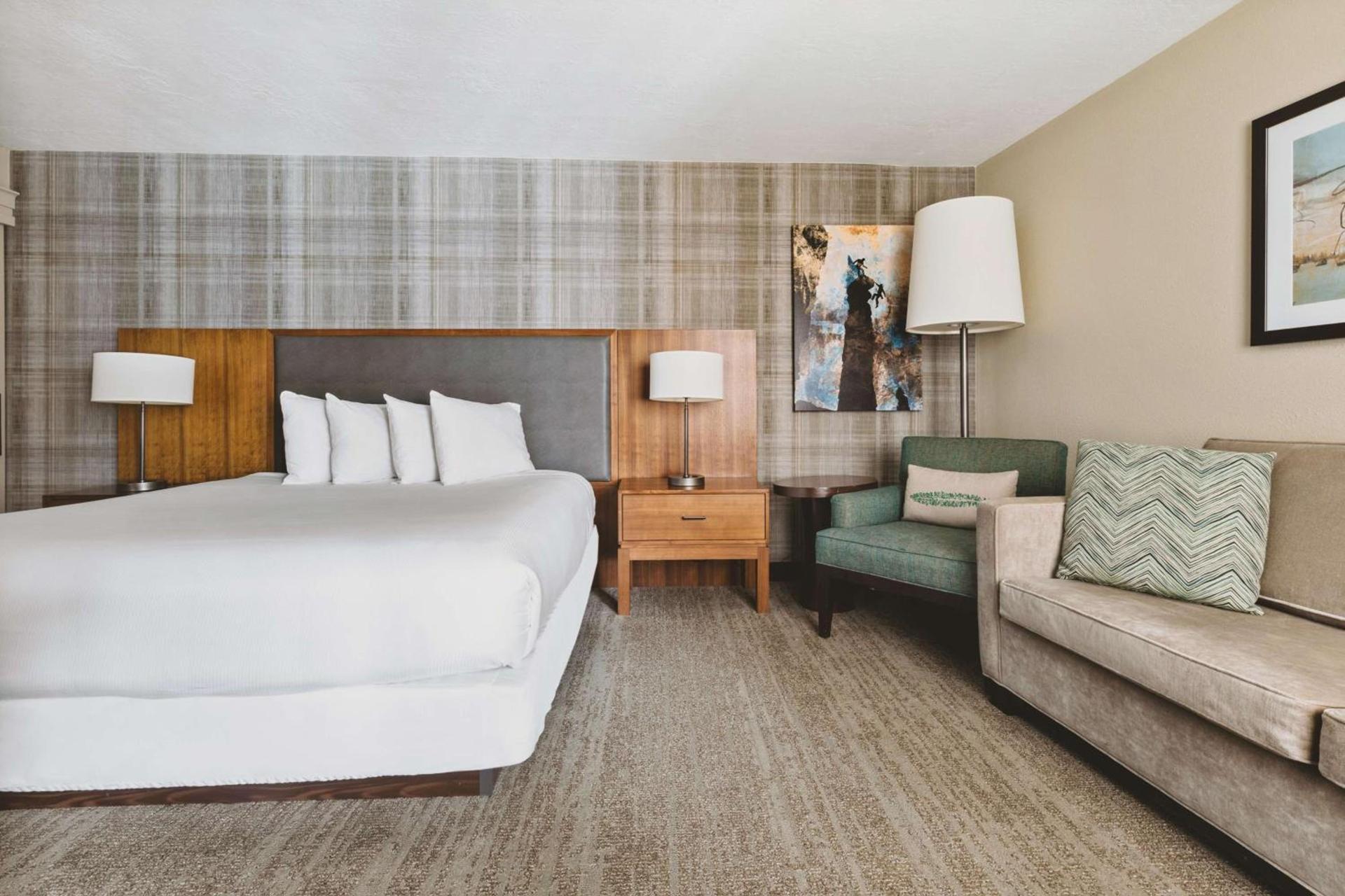 DoubleTree by Hilton Hotel Park City - The Yarrow photo 28