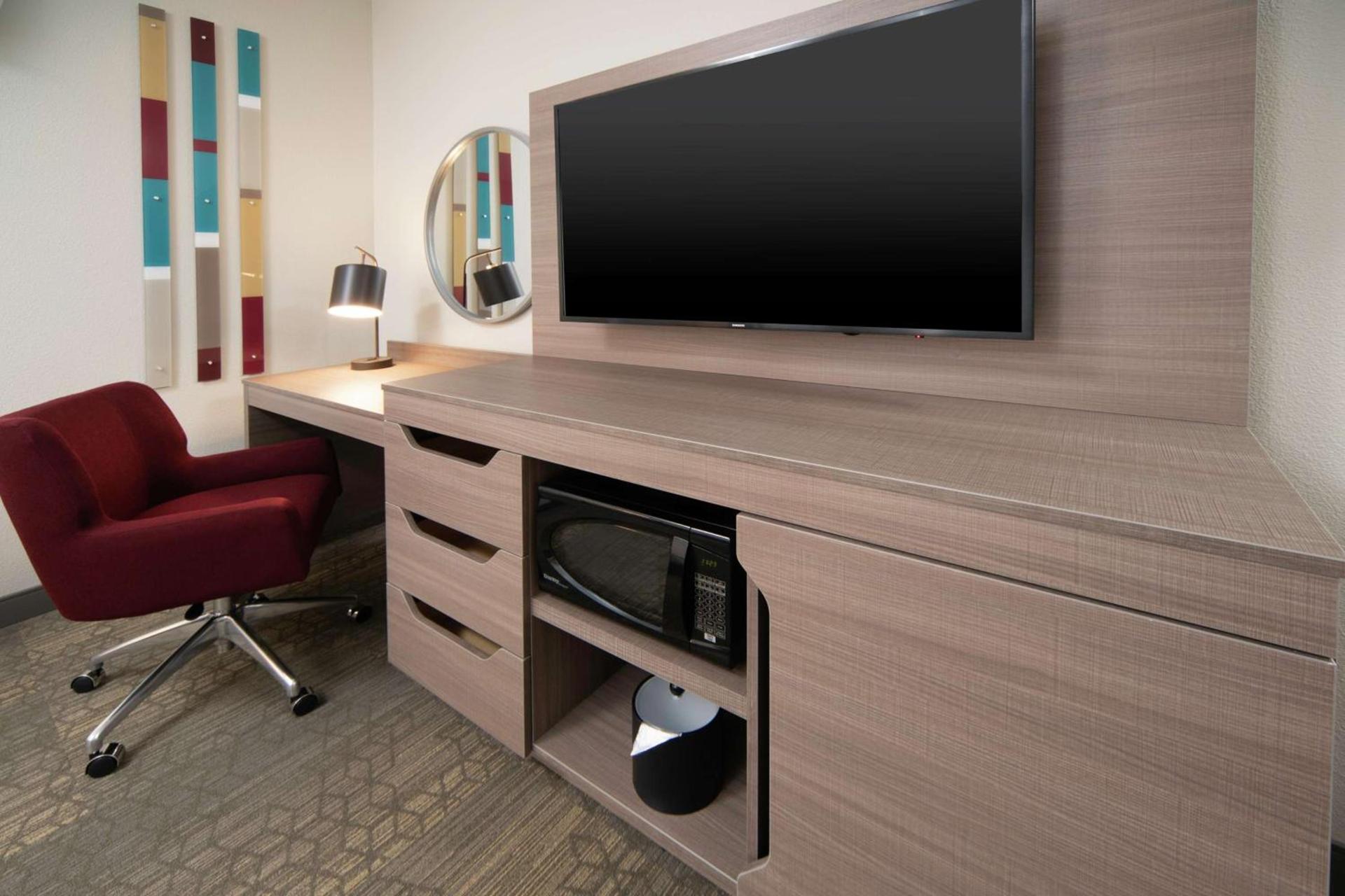 Hampton Inn & Suites Santa Maria photo 23