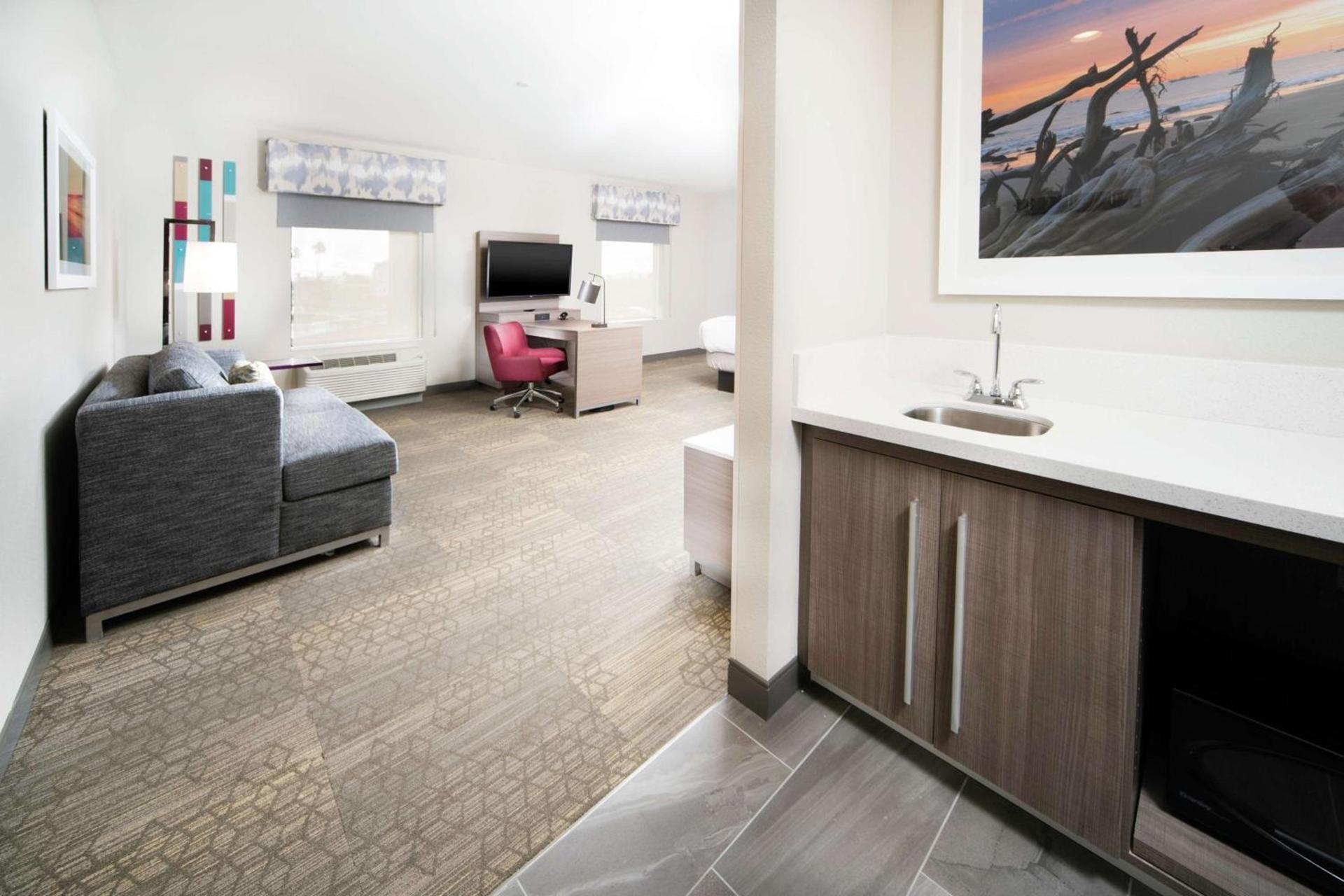 Hampton Inn & Suites Santa Maria photo 27