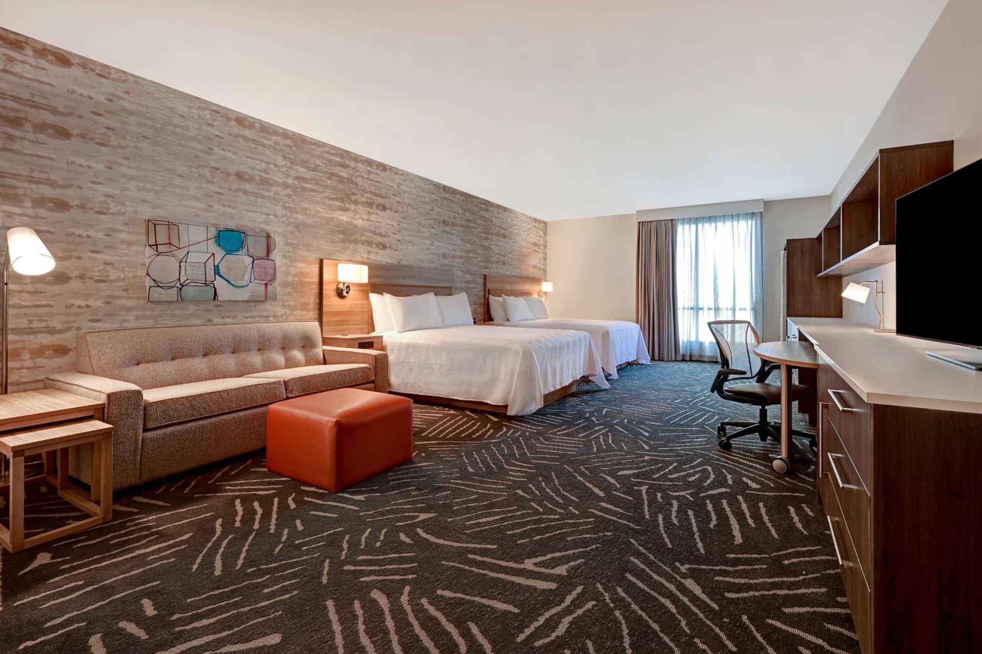 Home2 Suites By Hilton Anaheim Resort photo 14