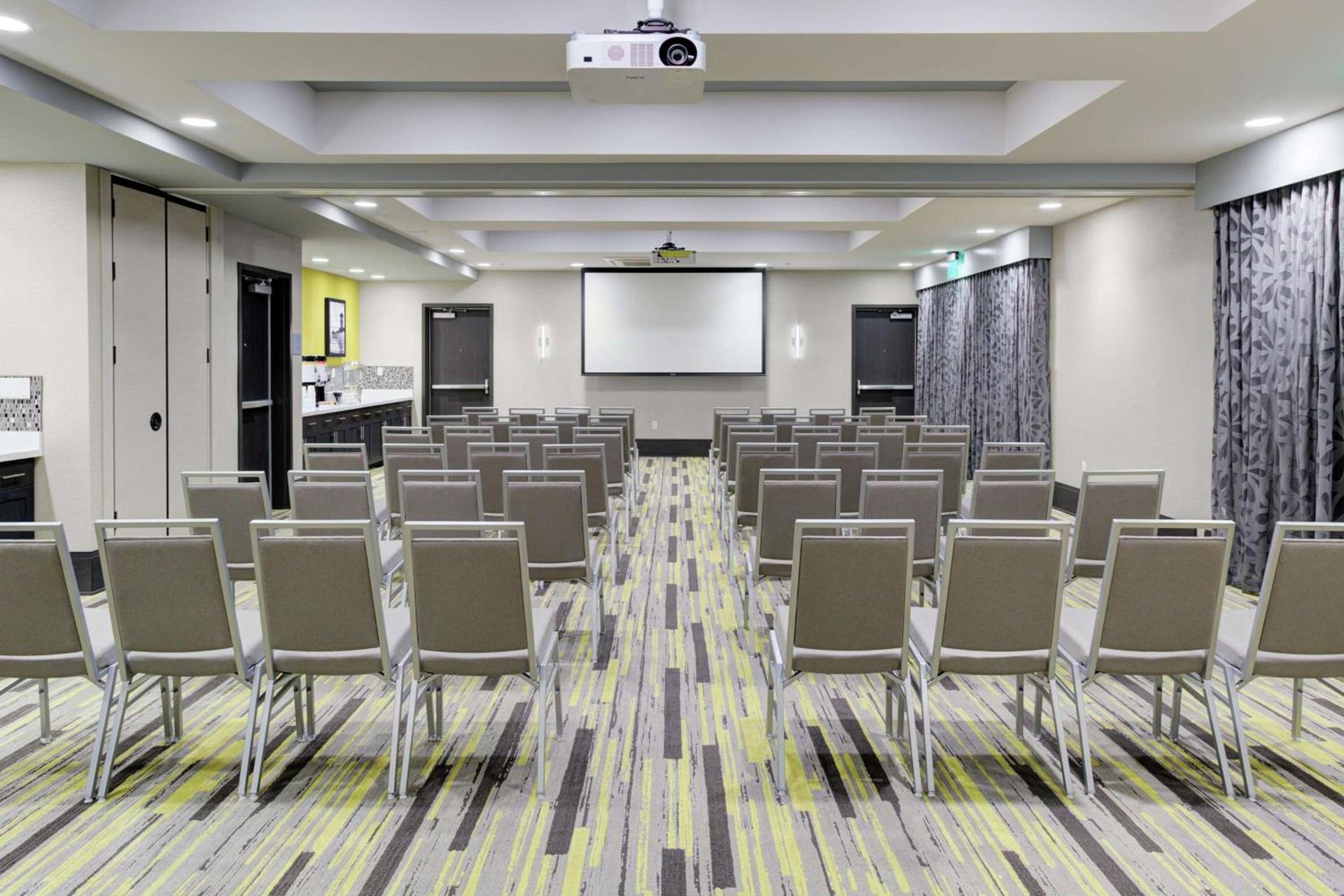 Hampton Inn & Suites Irvine/Orange County Airport photo 30