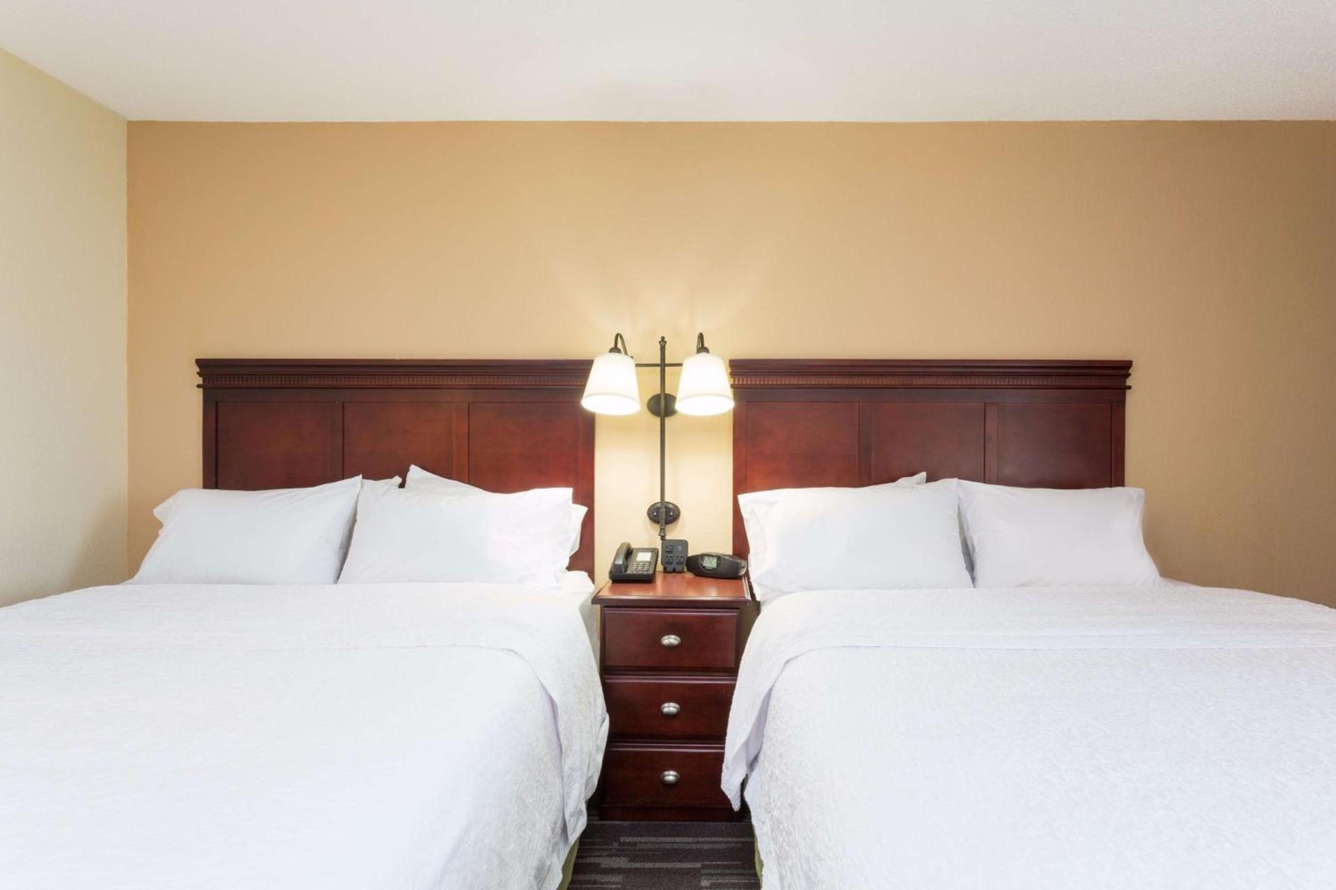 Hampton Inn Somerset photo 13