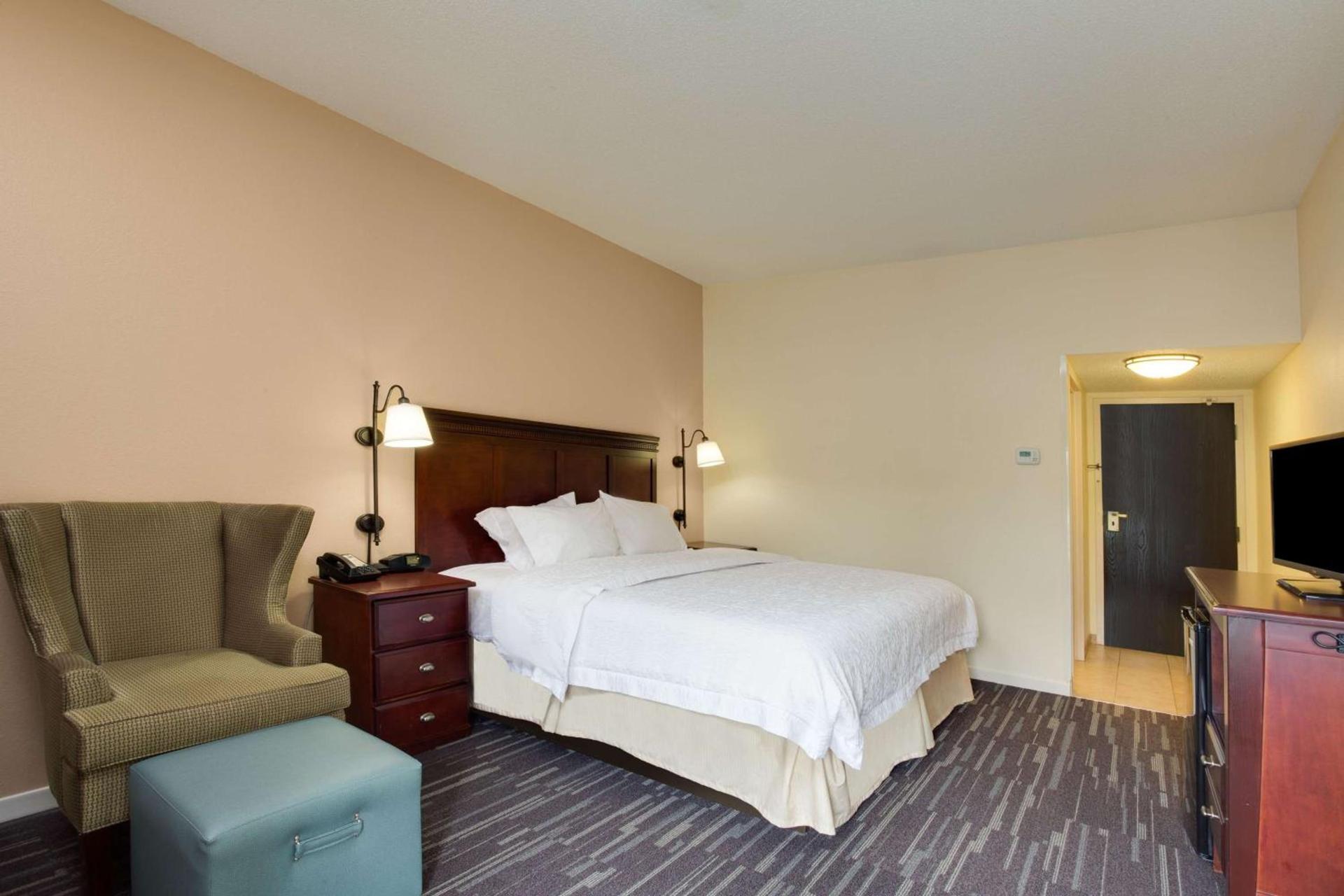 Hampton Inn Somerset photo 23