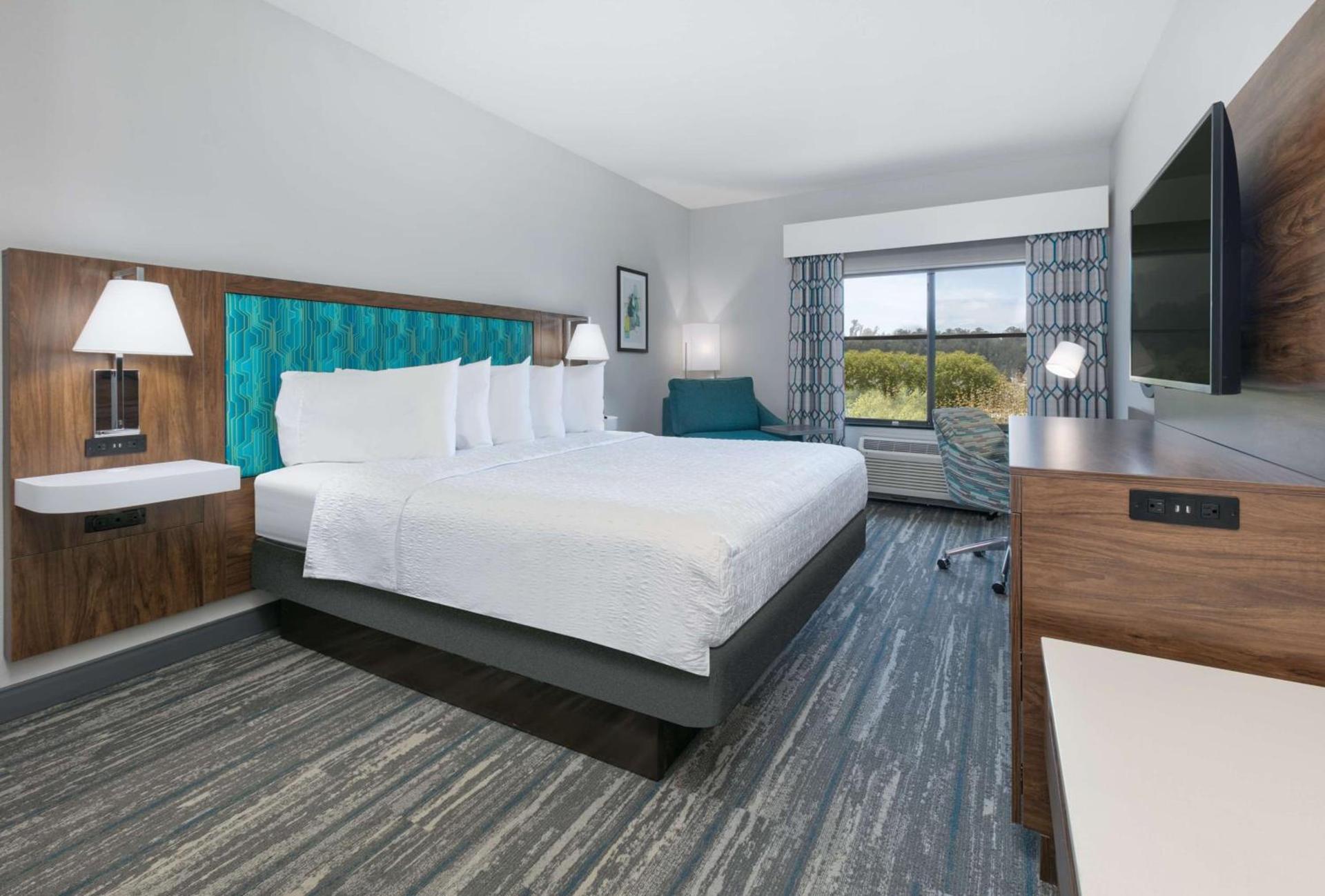 Hampton Inn Santa Cruz photo 17