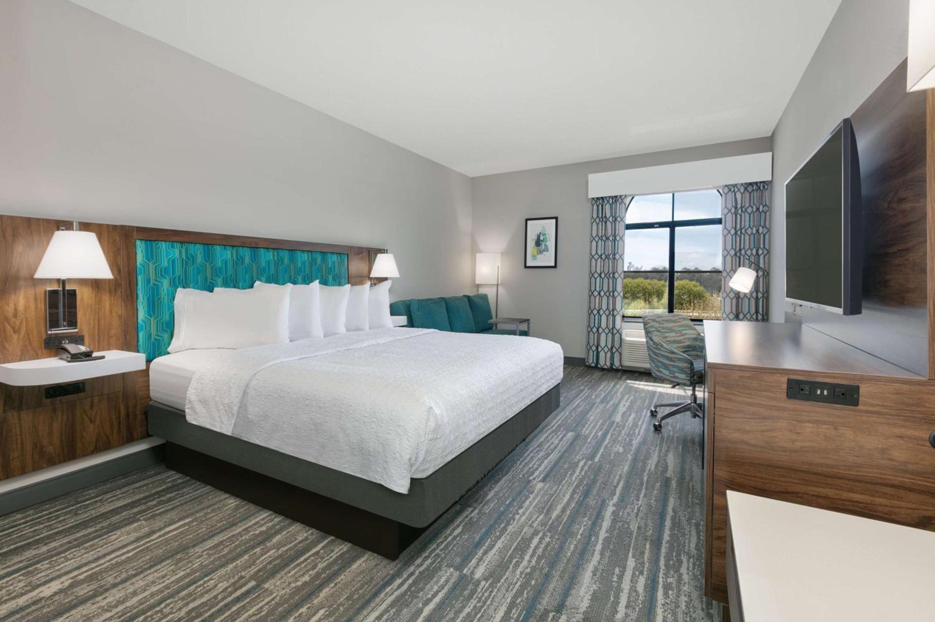 Hampton Inn Santa Cruz photo 23