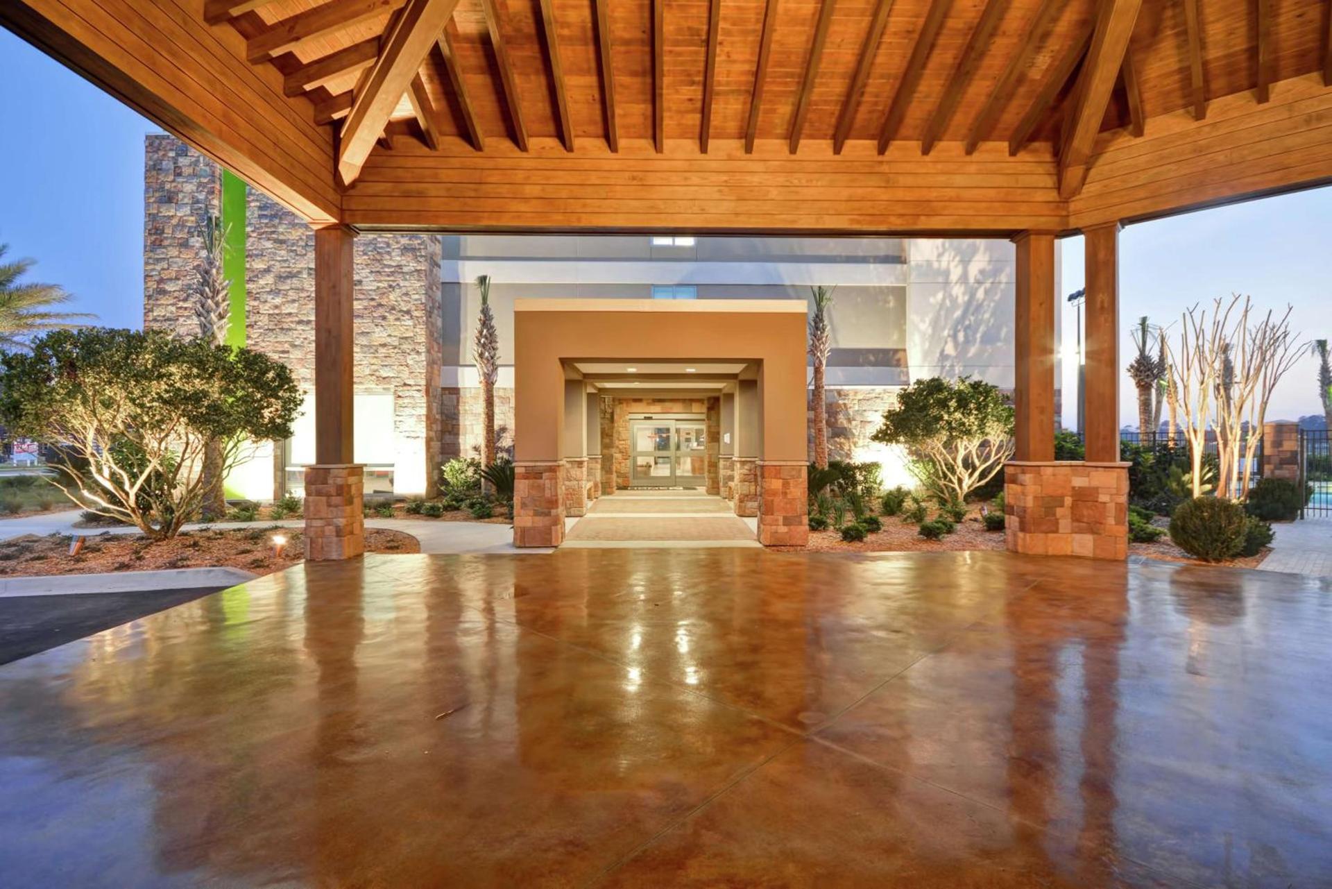 Home2 Suites By Hilton St. Simons Island photo 4
