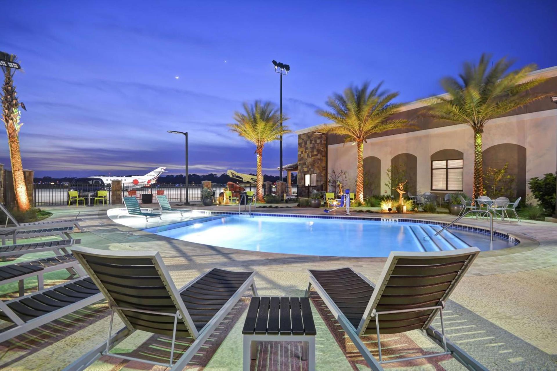 Home2 Suites By Hilton St. Simons Island photo 6