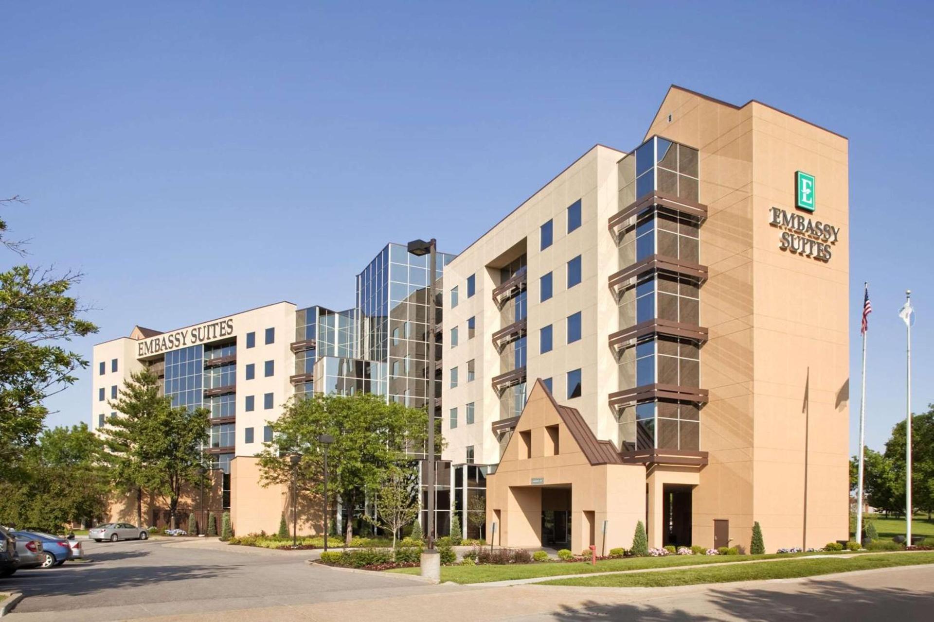 Embassy Suites by Hilton St Louis Airport — hotel in Bridgeton