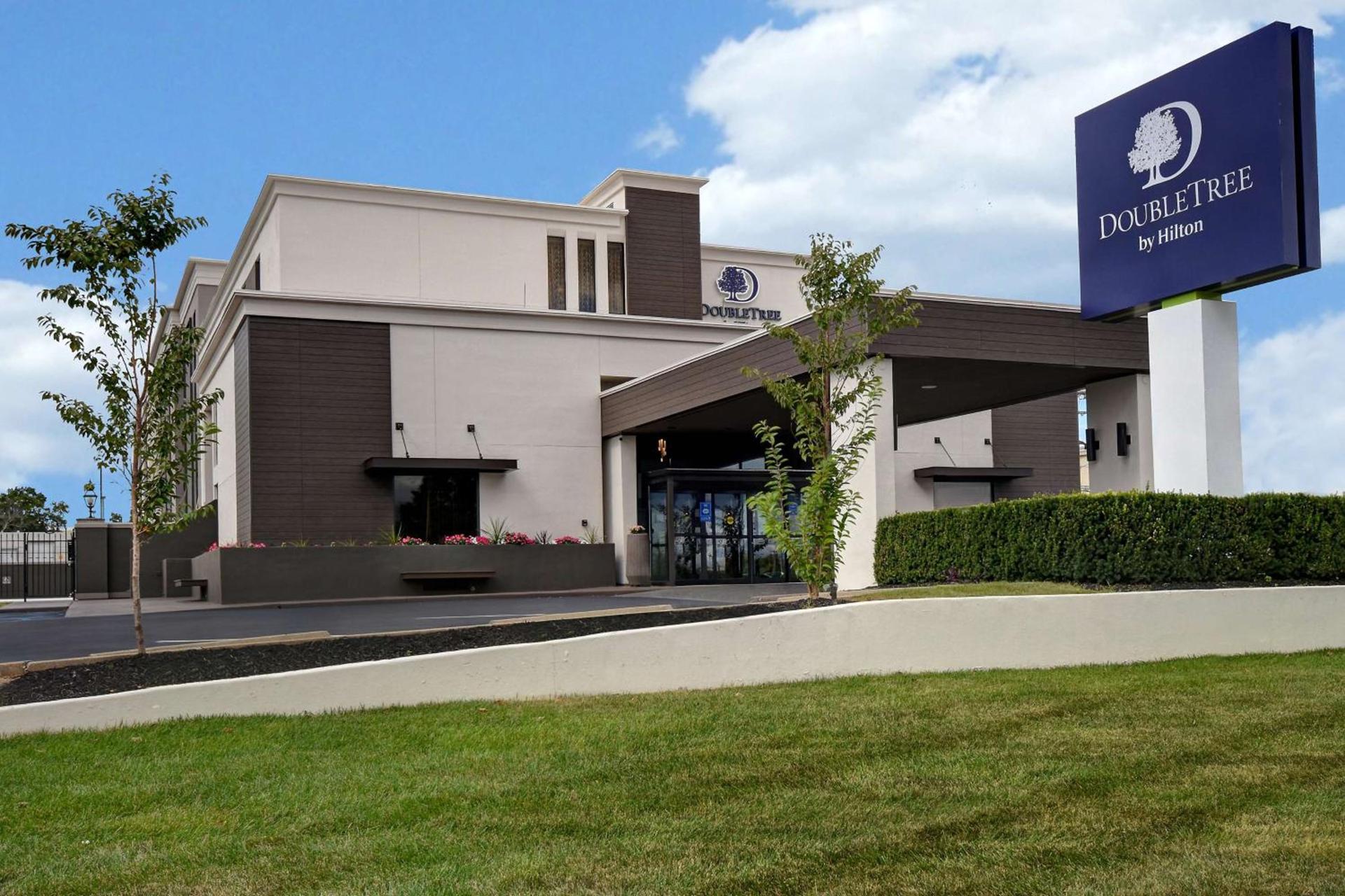 DoubleTree by Hilton St. Louis Airport, MO photo 4