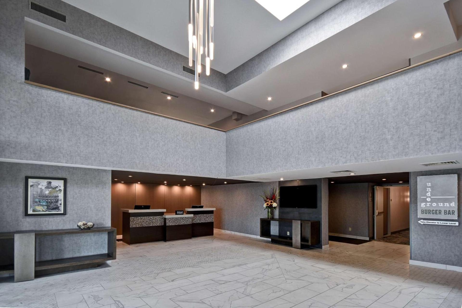 DoubleTree by Hilton St. Louis Airport, MO photo 10