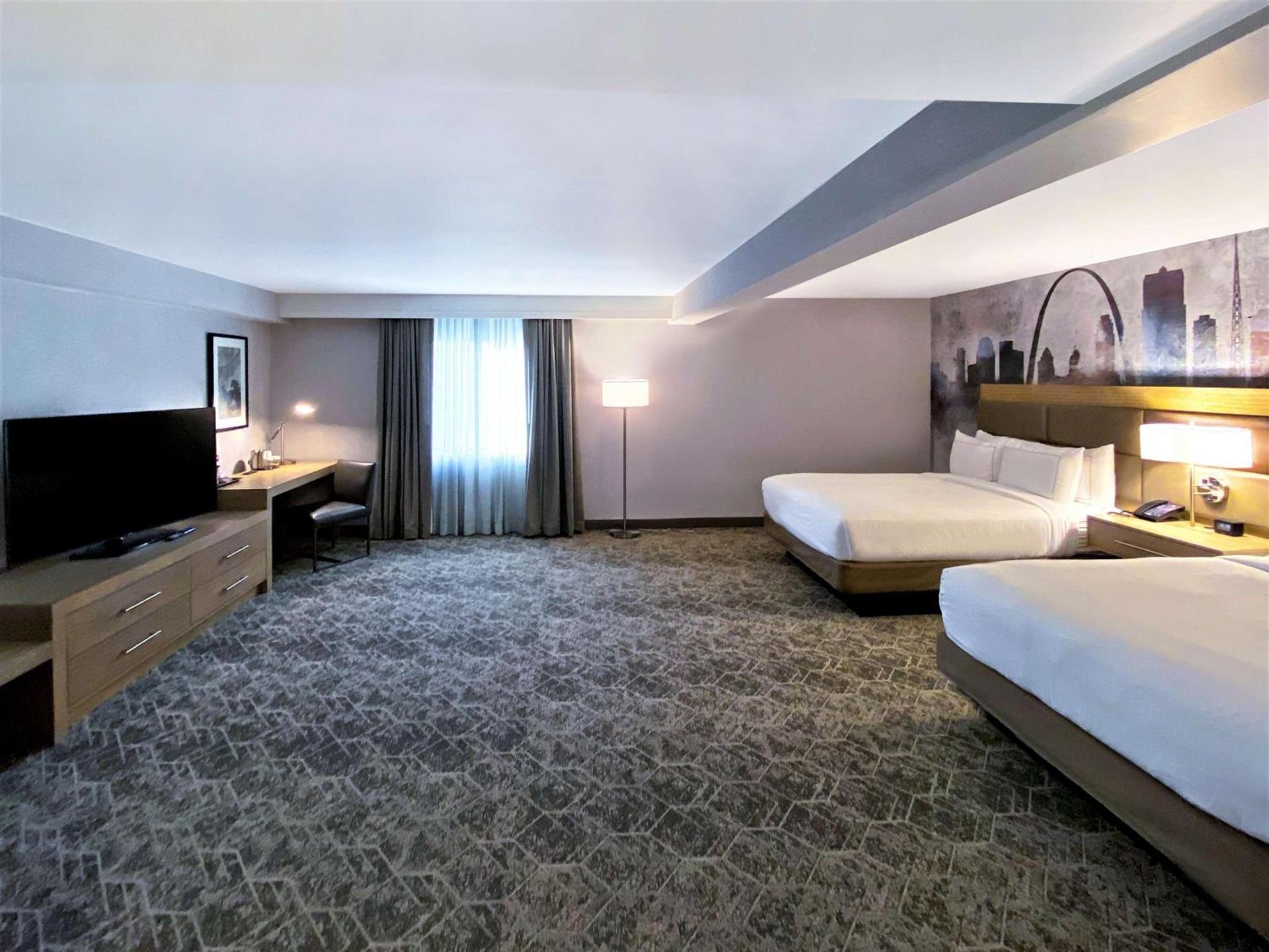 DoubleTree by Hilton St. Louis Airport, MO photo 17