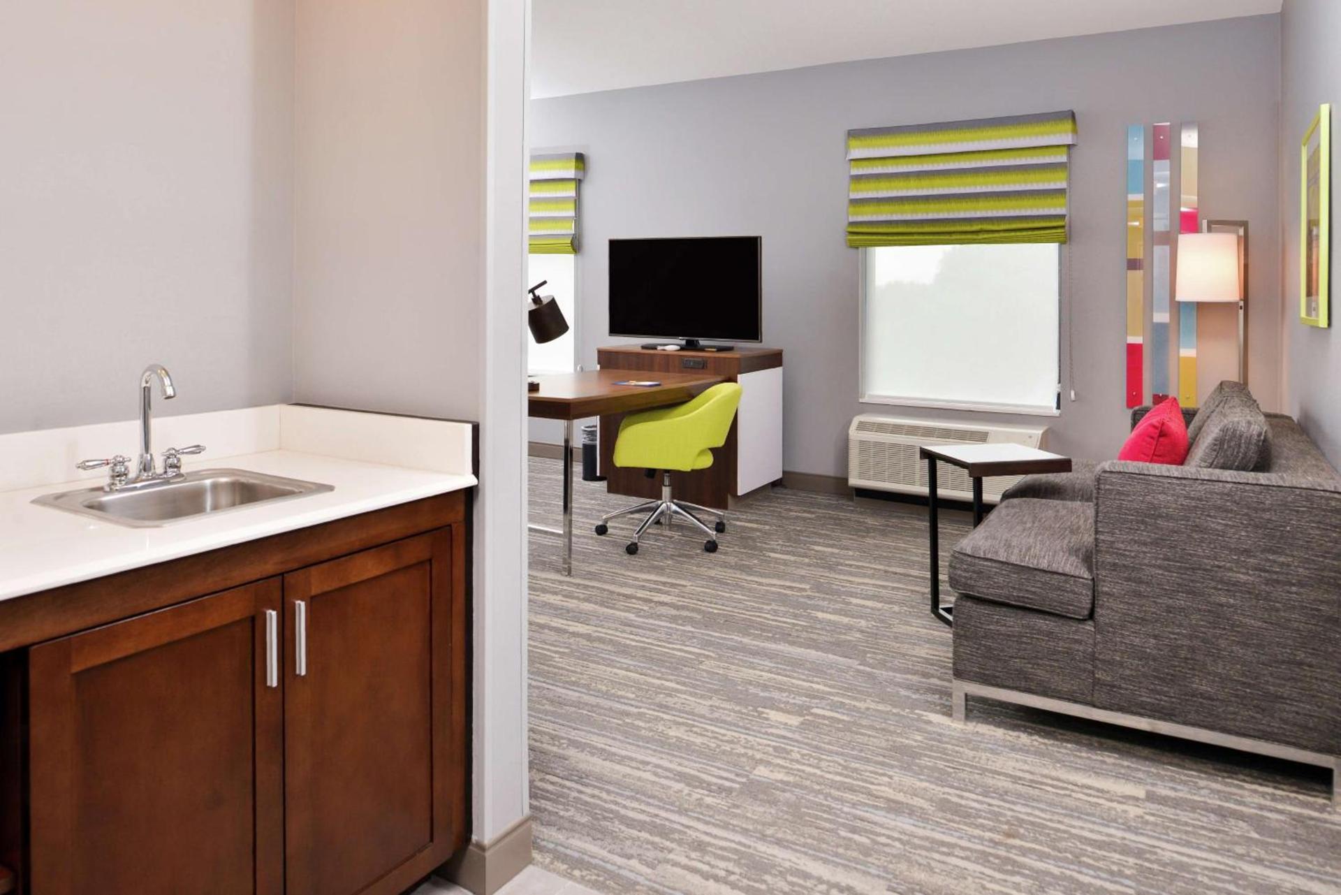 Hampton Inn & Suites Saint Paul Oakdale Woodbury photo 35