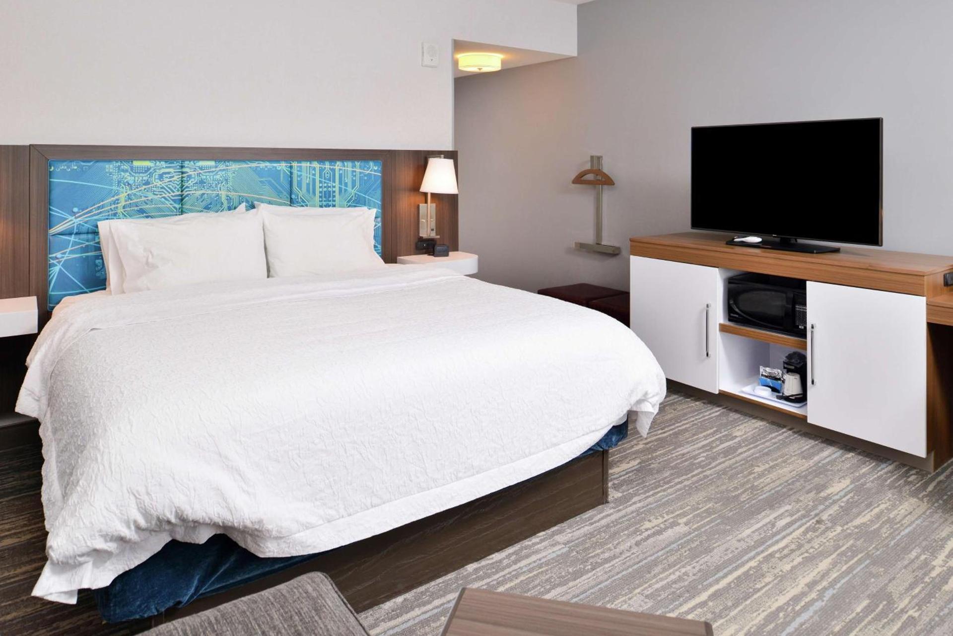 Hampton Inn & Suites Saint Paul Oakdale Woodbury photo 38