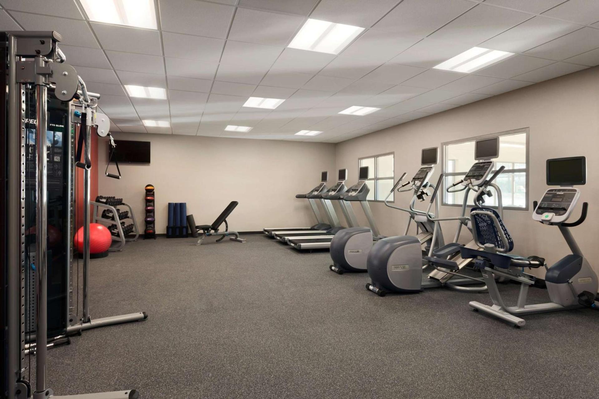 Homewood Suites by Hilton Syracuse - Carrier Circle photo 9