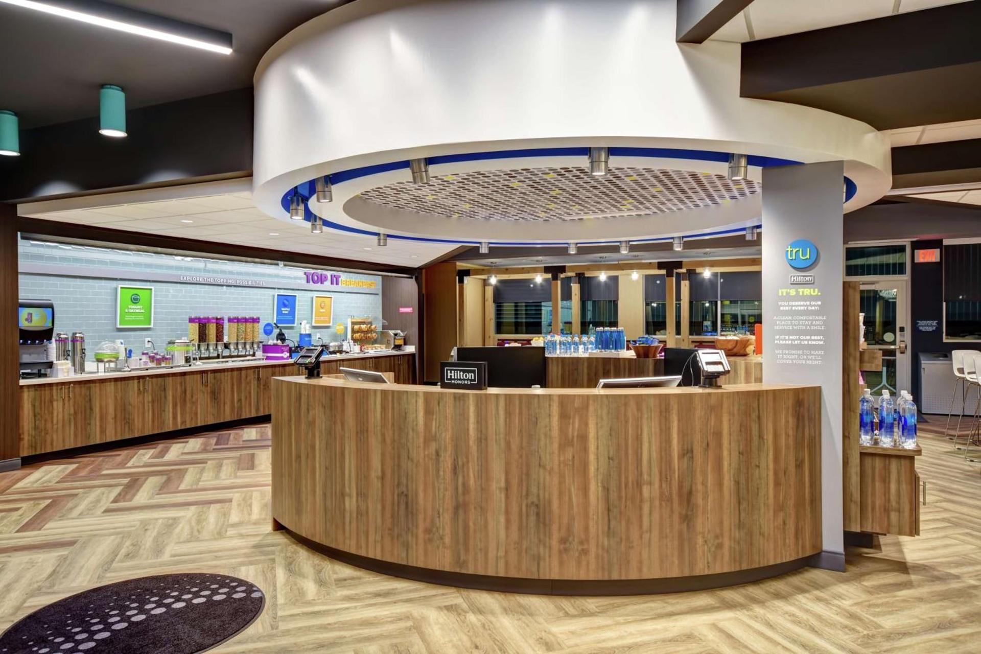 Tru By Hilton Syracuse-Camillus photo 2