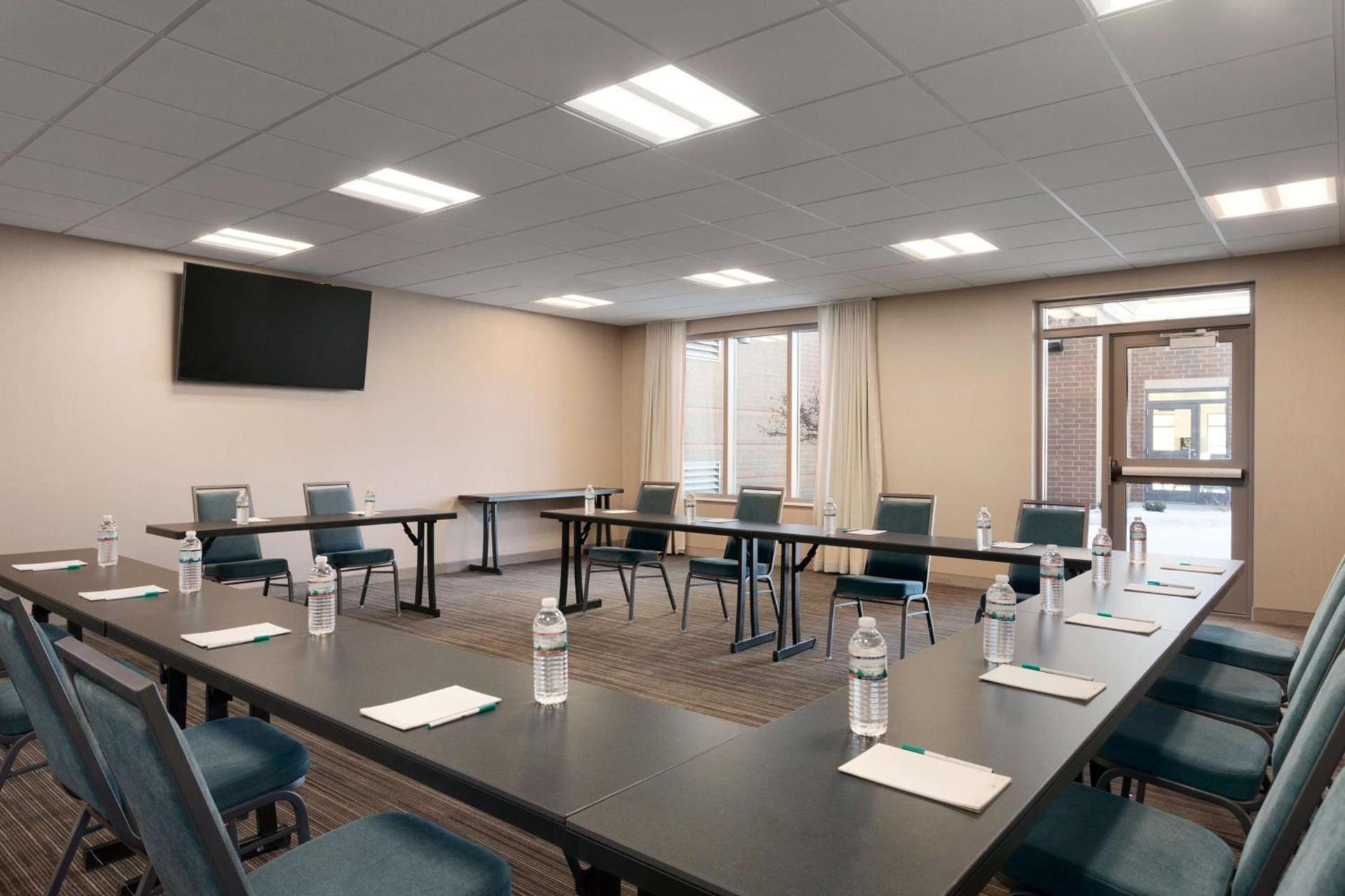 Homewood Suites by Hilton Syracuse - Carrier Circle photo 19