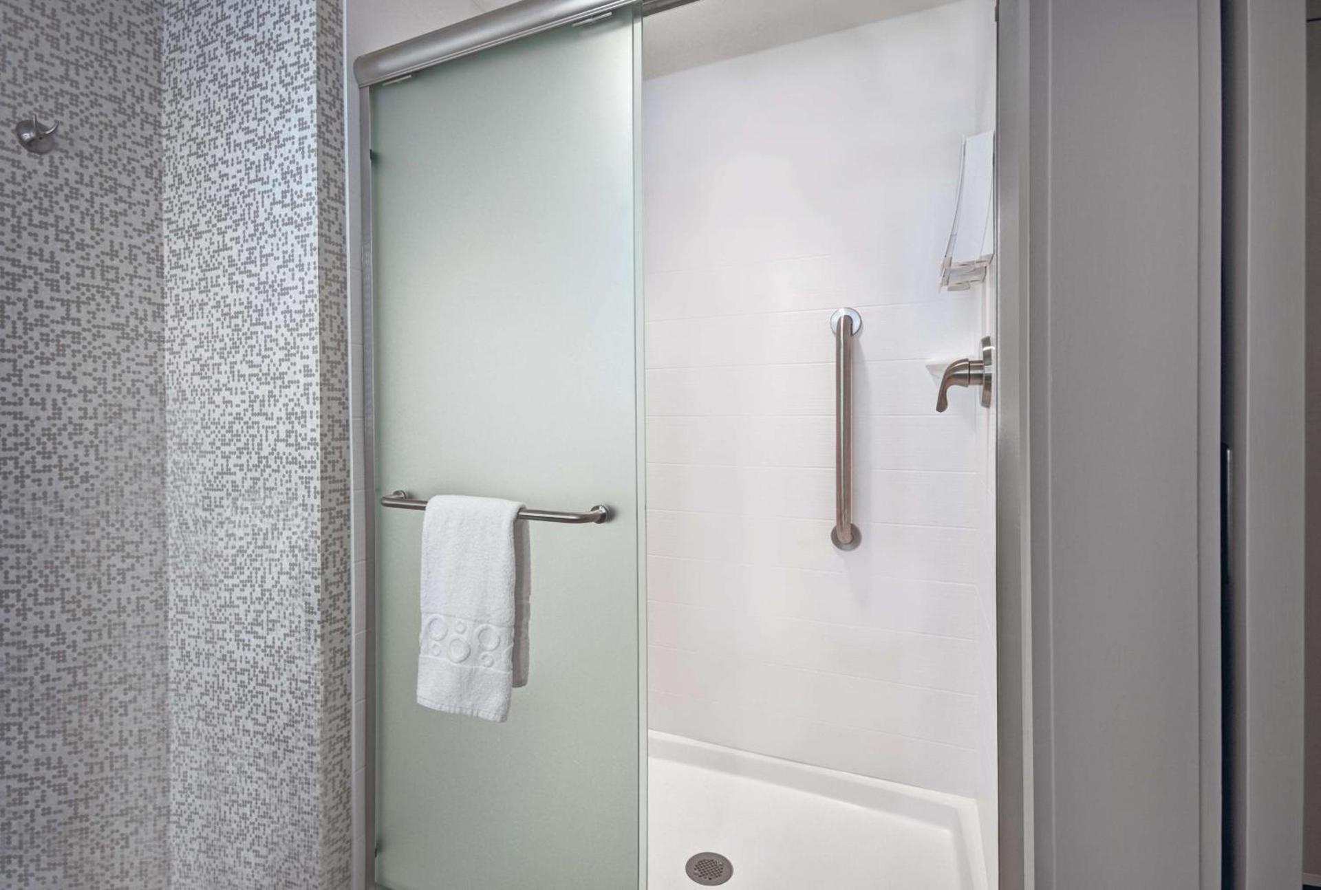 Home2 Suites By Hilton Utica, Ny photo 34