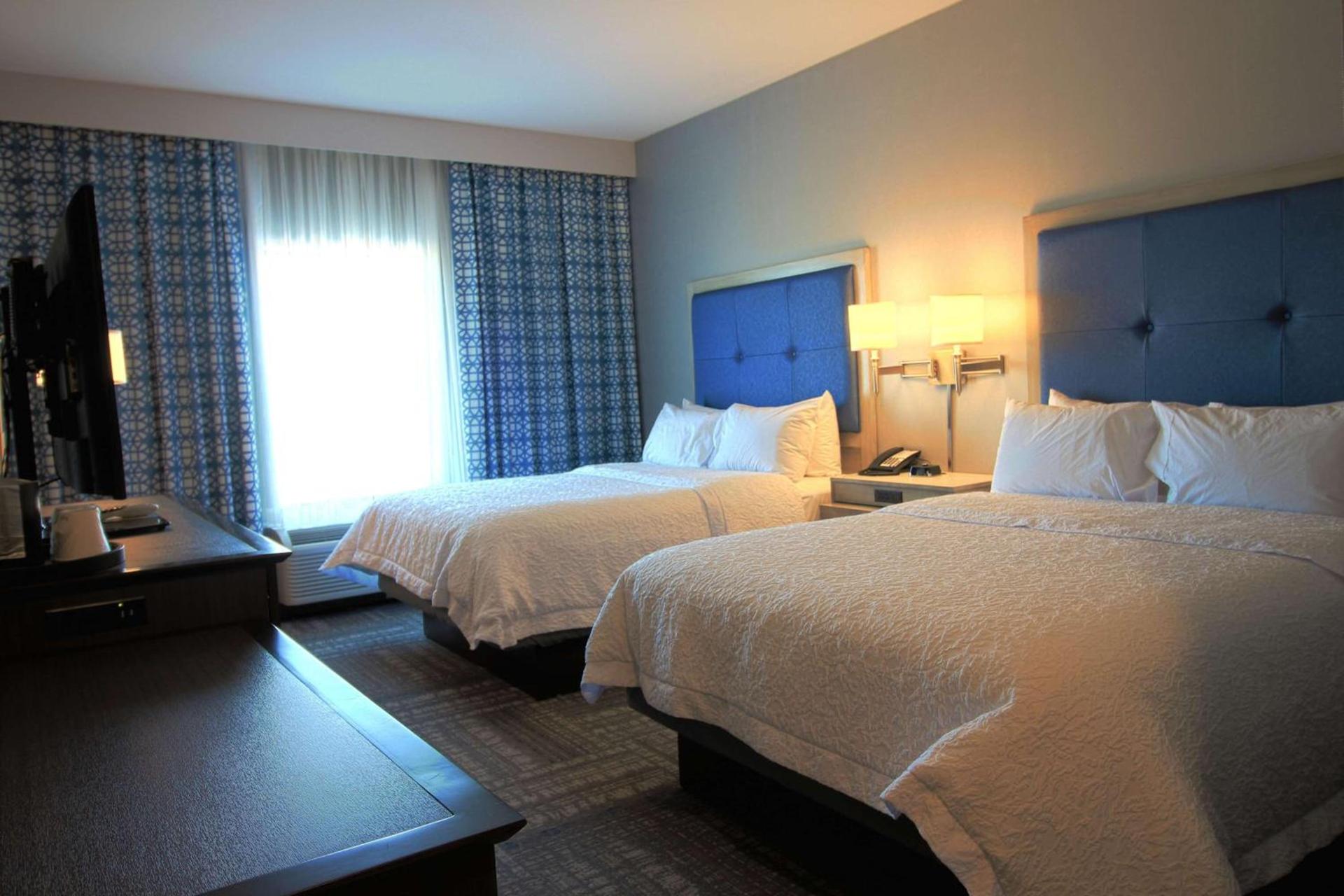 Hampton Inn West Plains photo 30