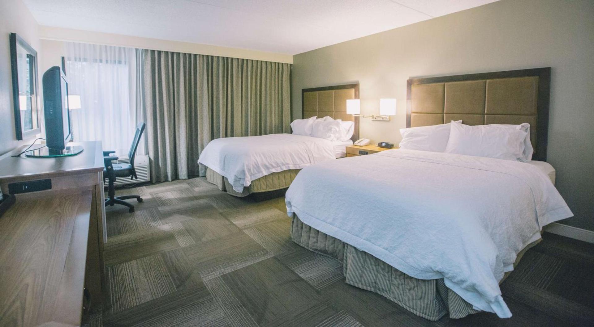Hampton Inn Tallahassee-Central photo 16