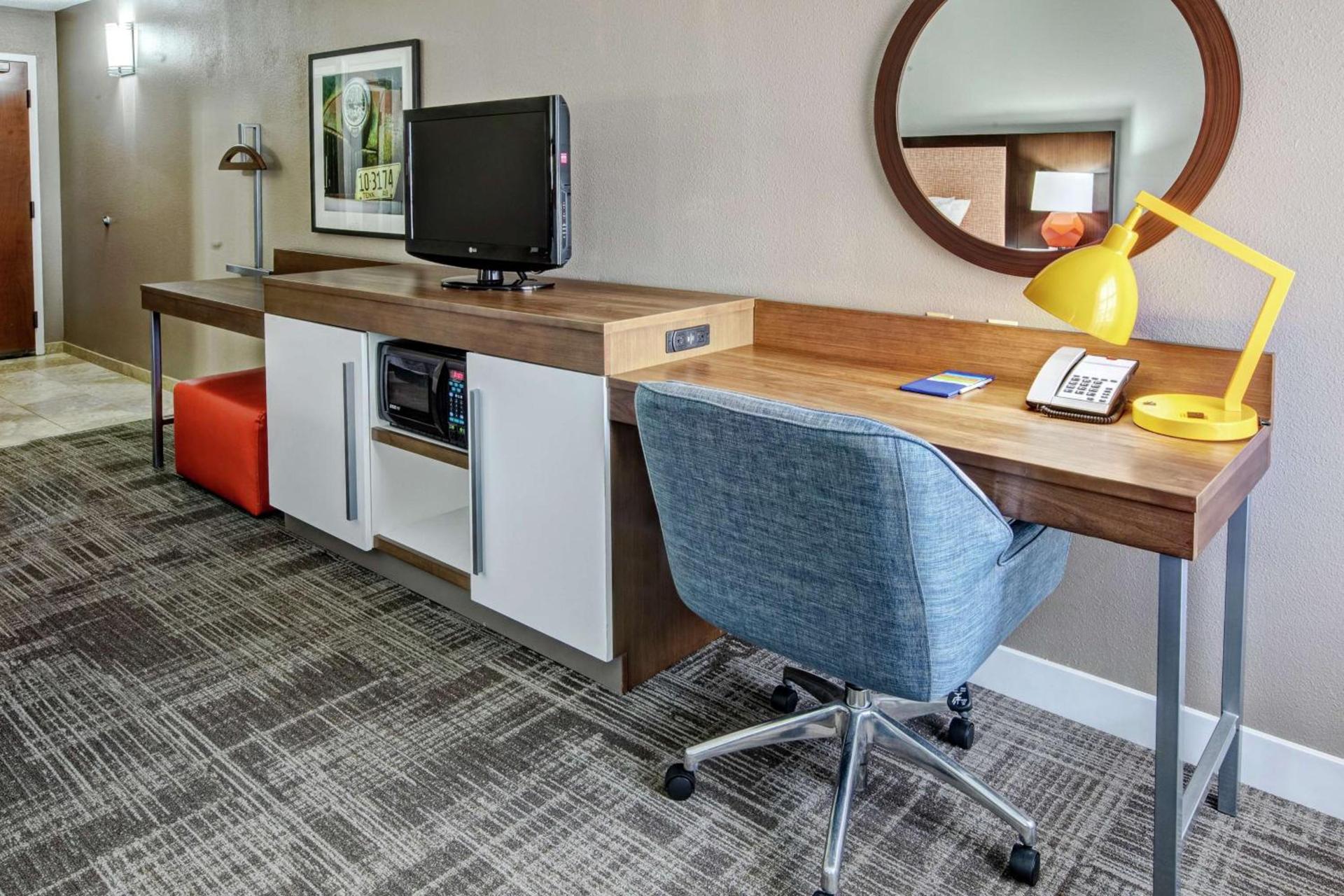Hampton Inn Tullahoma photo 20