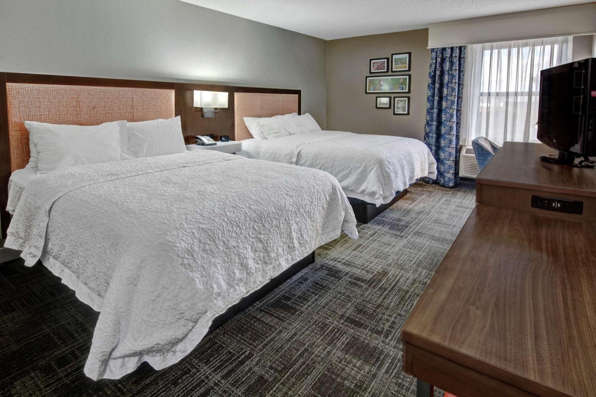 Hampton Inn Tullahoma photo 25
