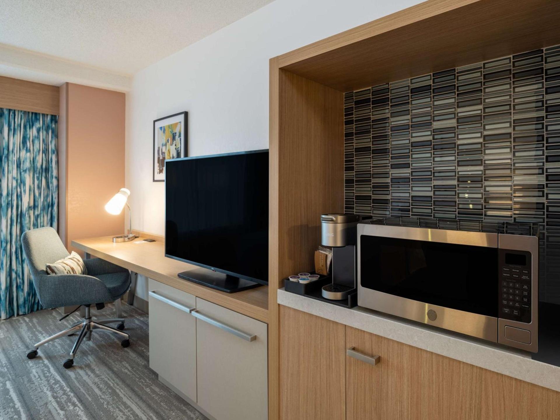 Hilton Garden Inn Toledo Downtown photo 46