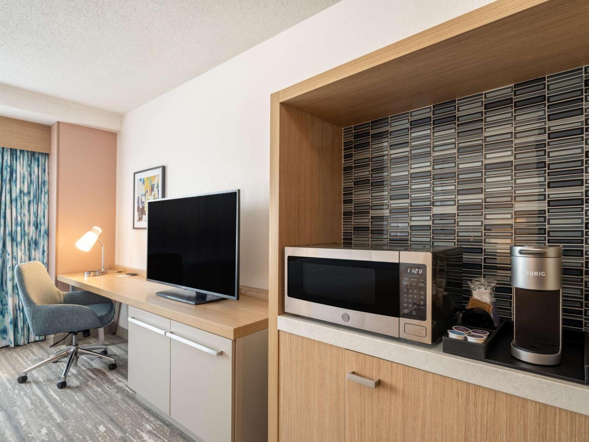Hilton Garden Inn Toledo Downtown photo 50