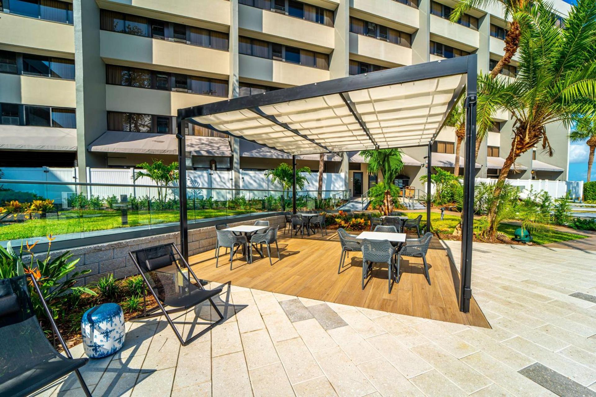DoubleTree by Hilton Tampa Rocky Point Waterfront photo 53