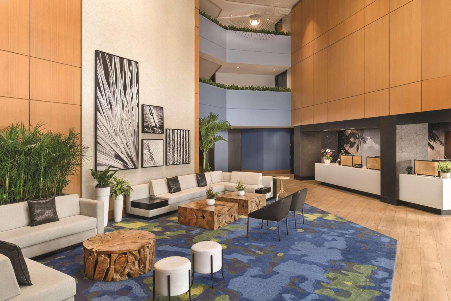DoubleTree by Hilton Tampa Rocky Point Waterfront photo 7