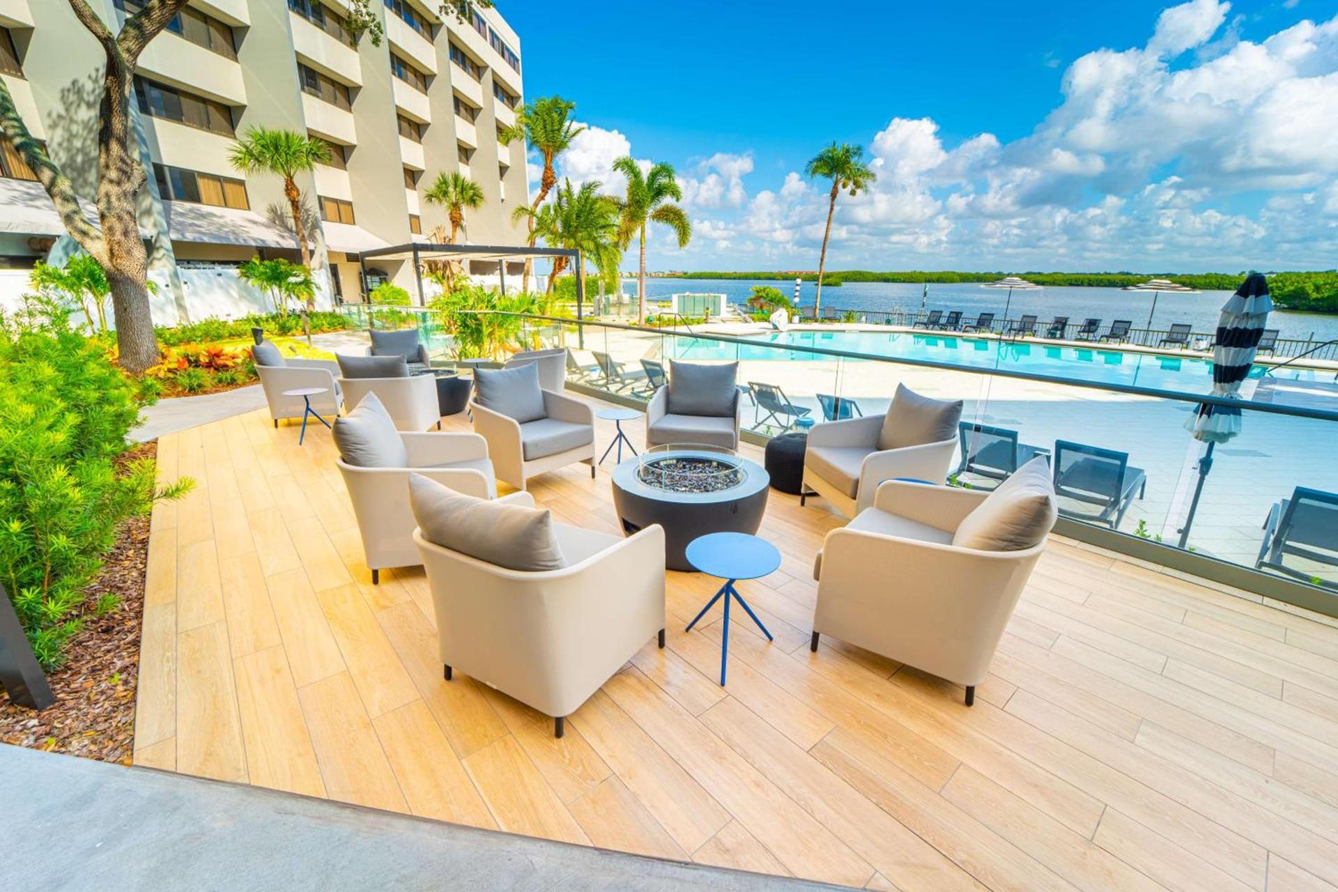 DoubleTree by Hilton Tampa Rocky Point Waterfront photo 9