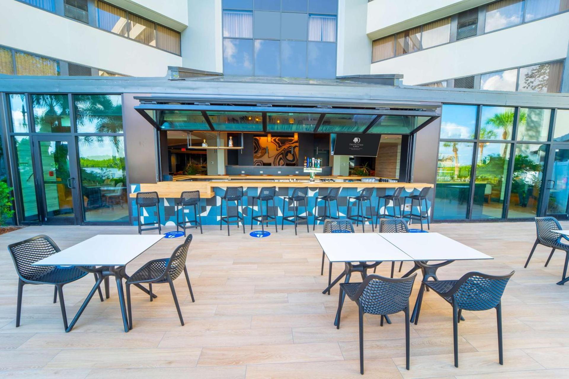 DoubleTree by Hilton Tampa Rocky Point Waterfront photo 13