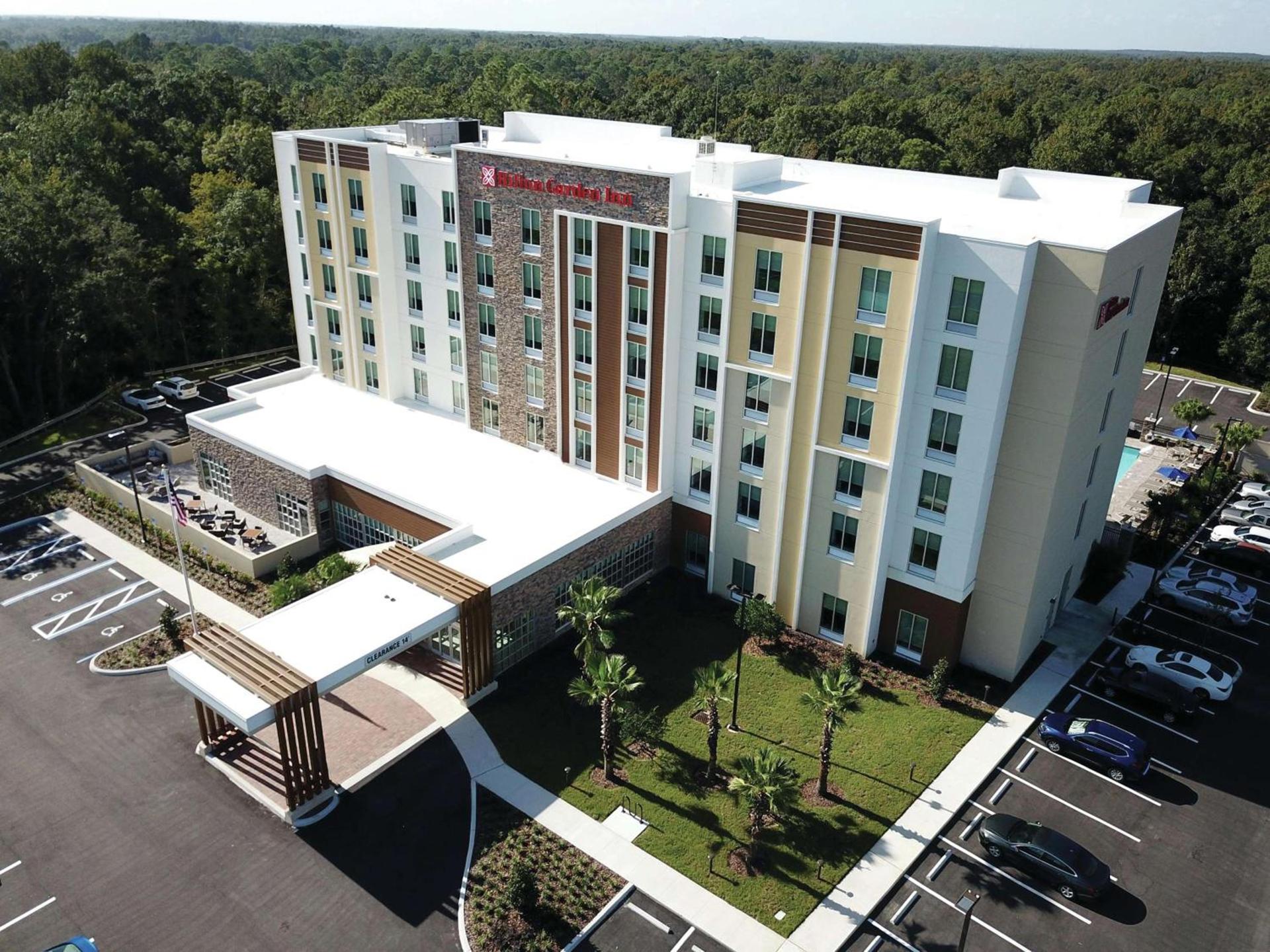 Hilton Garden Inn Tampa - Wesley Chapel photo 2