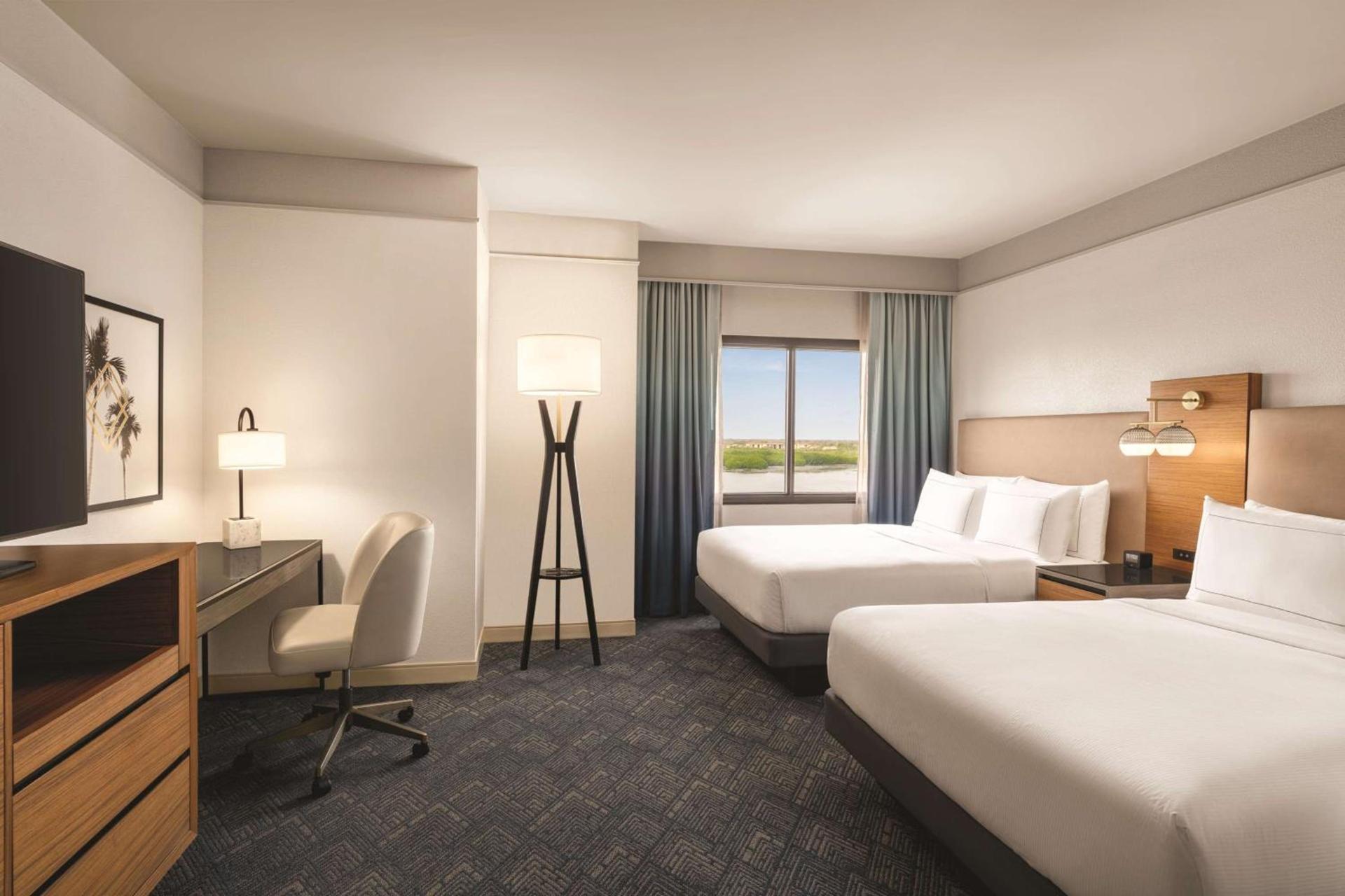 DoubleTree by Hilton Tampa Rocky Point Waterfront photo 36