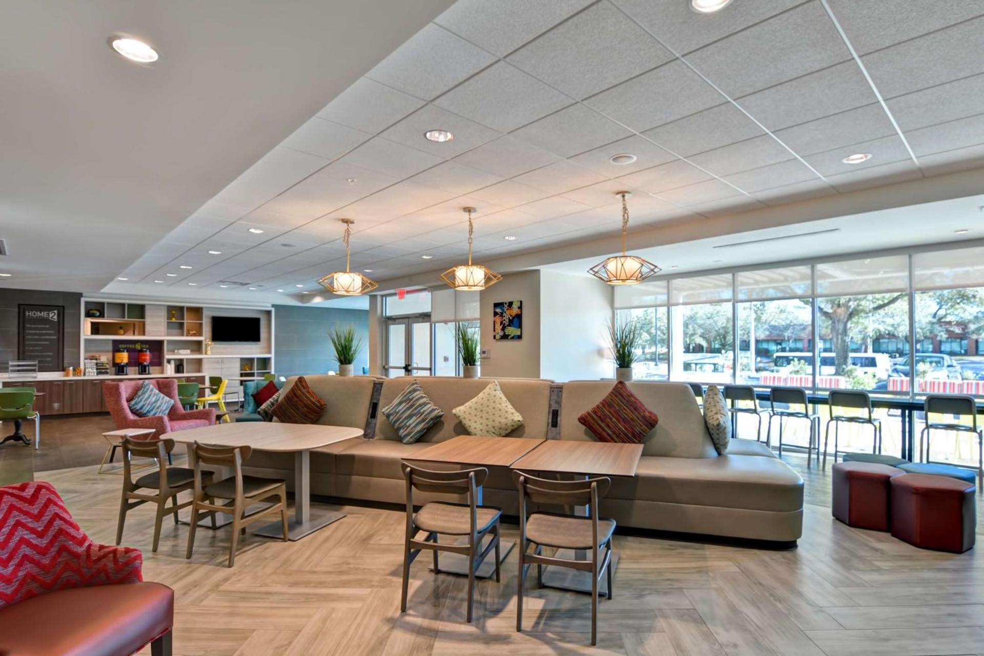 Home2 Suites By Hilton Tampa USF Near Busch Gardens photo 4