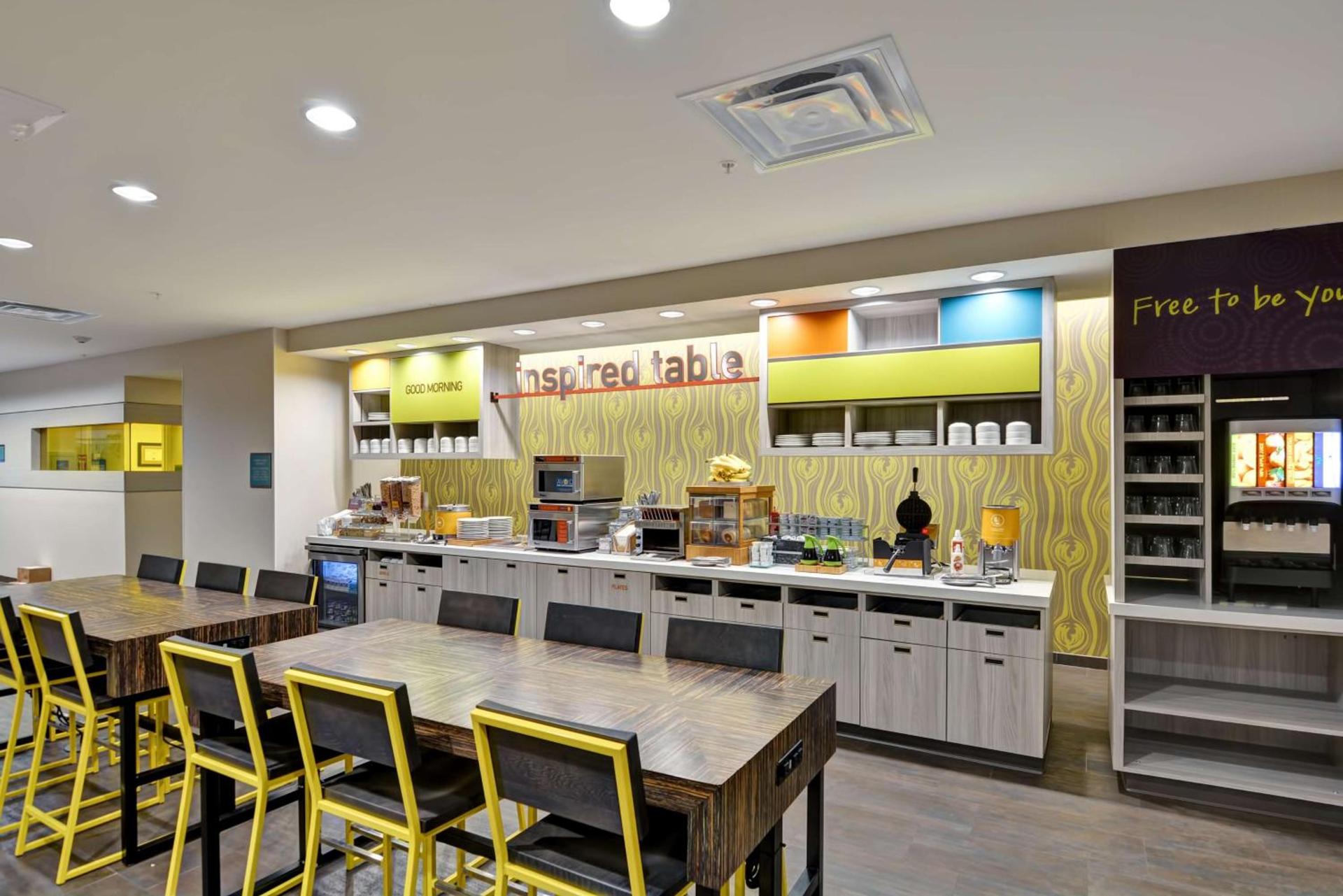 Home2 Suites By Hilton Tampa USF Near Busch Gardens photo 9