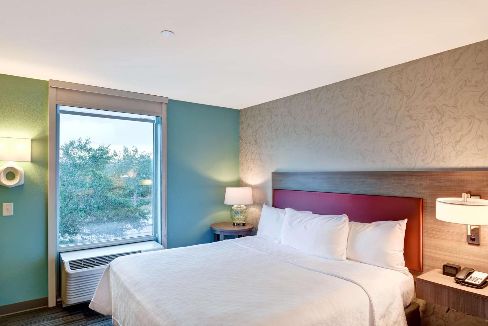 Home2 Suites By Hilton Tampa USF Near Busch Gardens photo 12