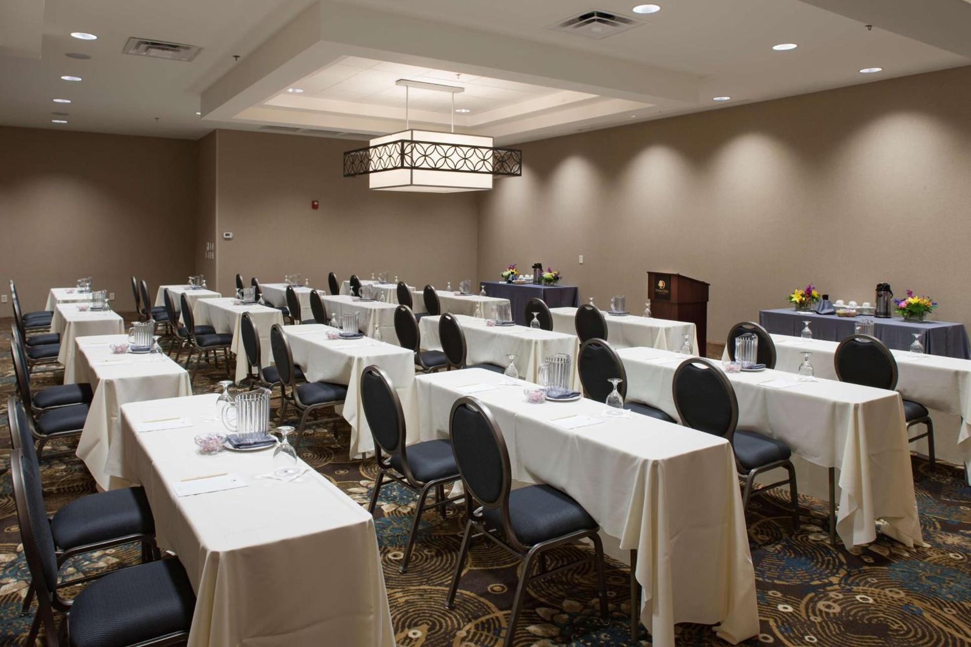 DoubleTree by Hilton Johnson City photo 34