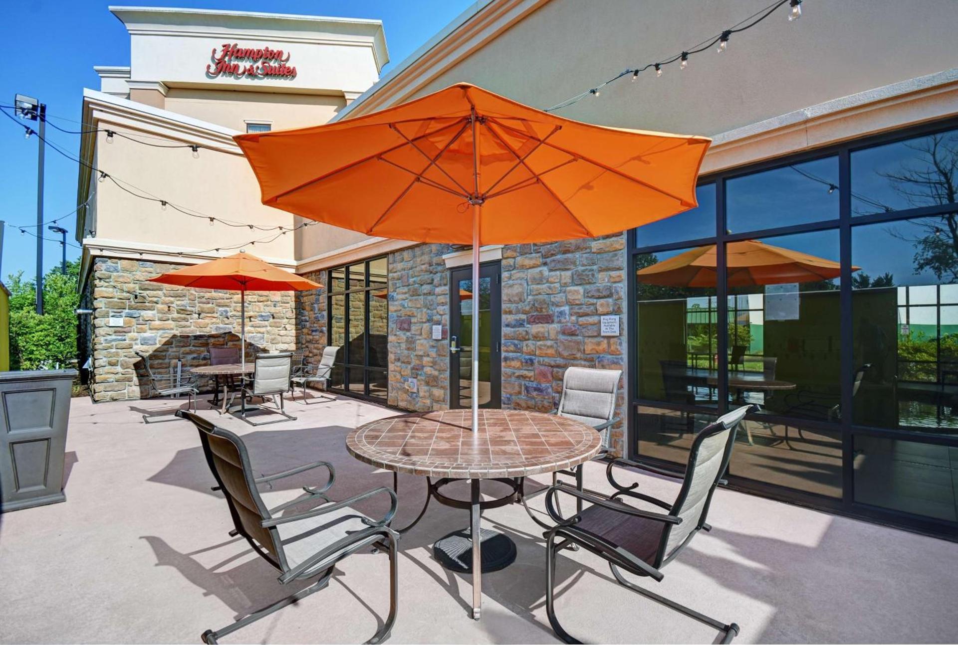 Hampton Inn and Suites Robbinsville photo 3
