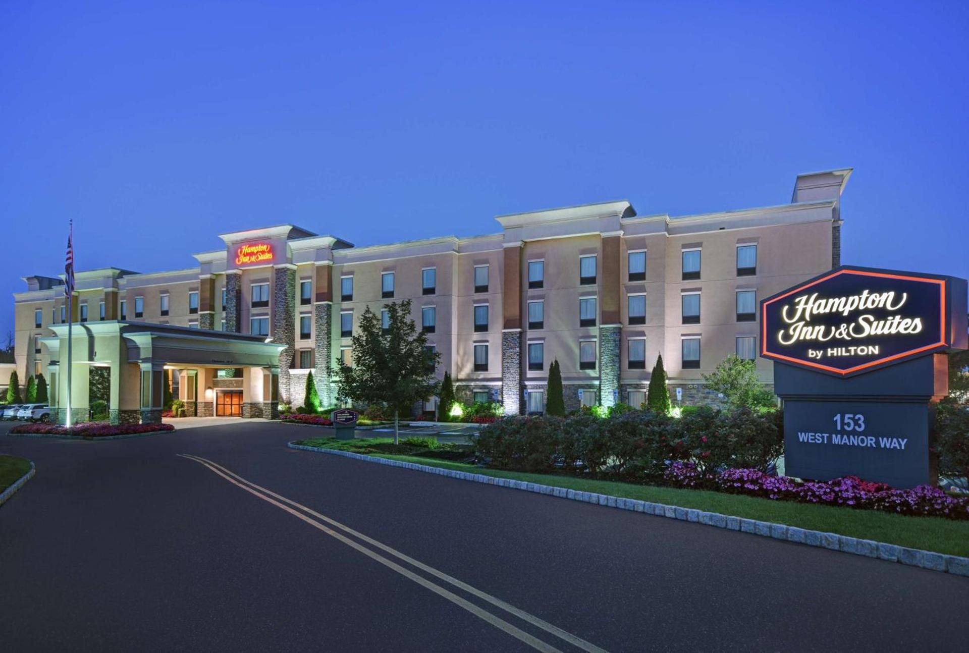Hampton Inn and Suites Robbinsville photo 4