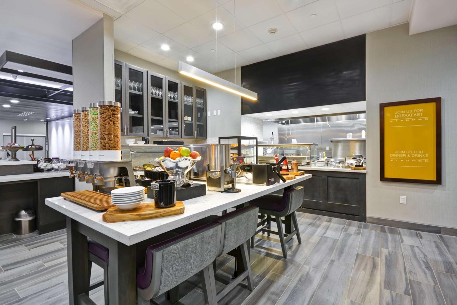 Hilton Garden Inn Tulsa-Broken Arrow, OK photo 10