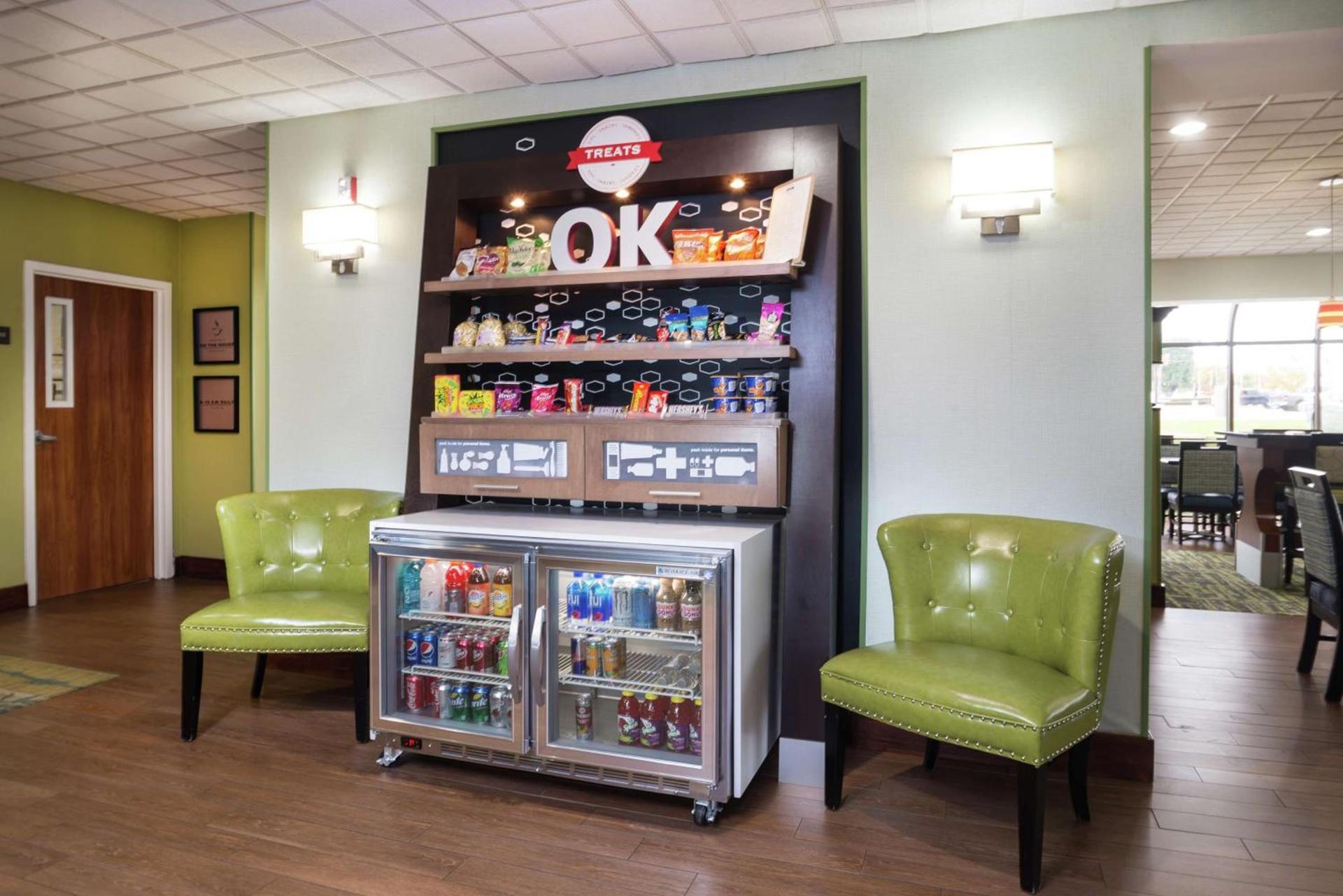 Hampton Inn Tulsa/Broken Arrow photo 12