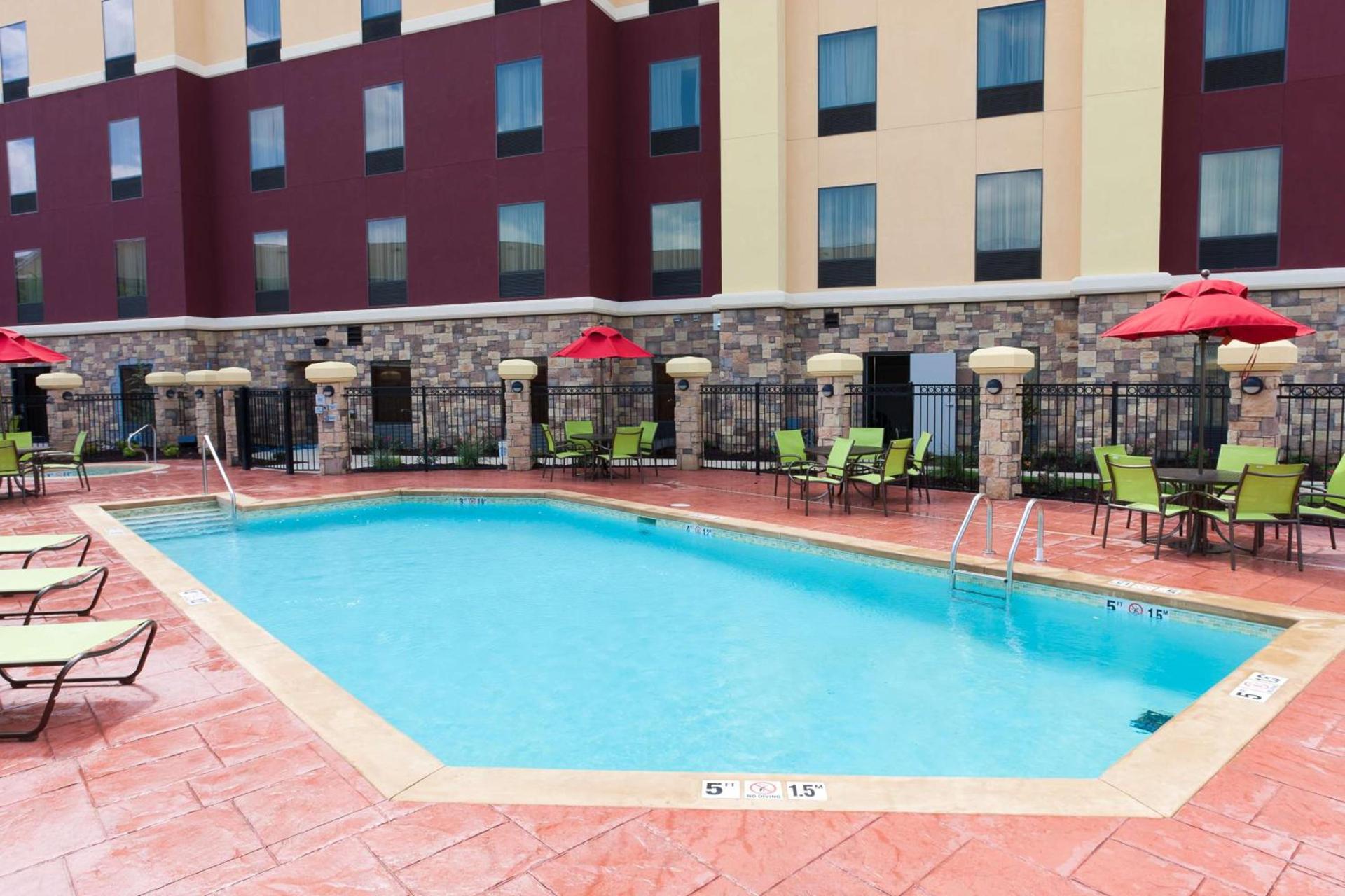 Hampton Inn and Suites Tulsa Central photo 7